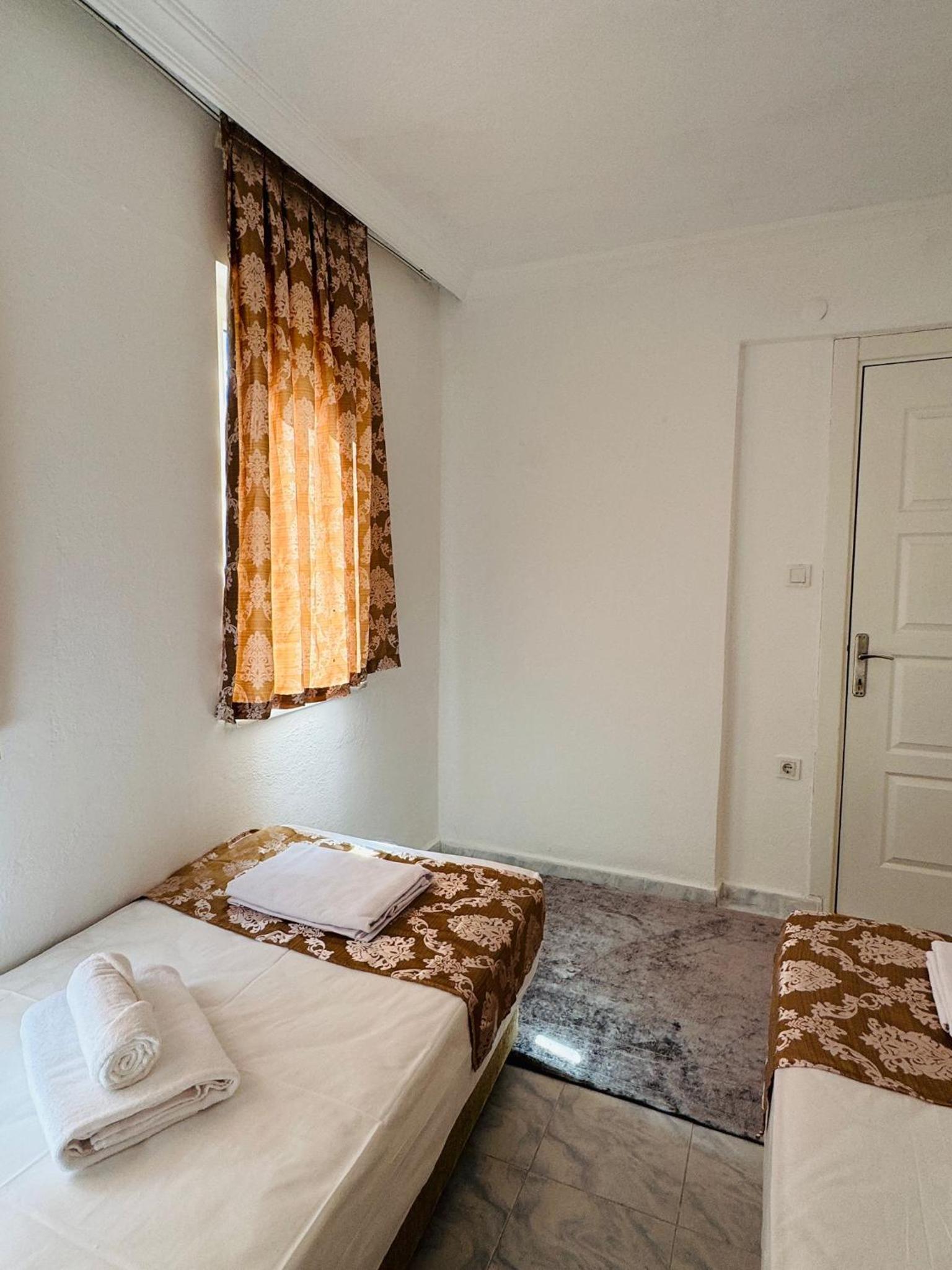 Three-Bedroom Villa photo 1