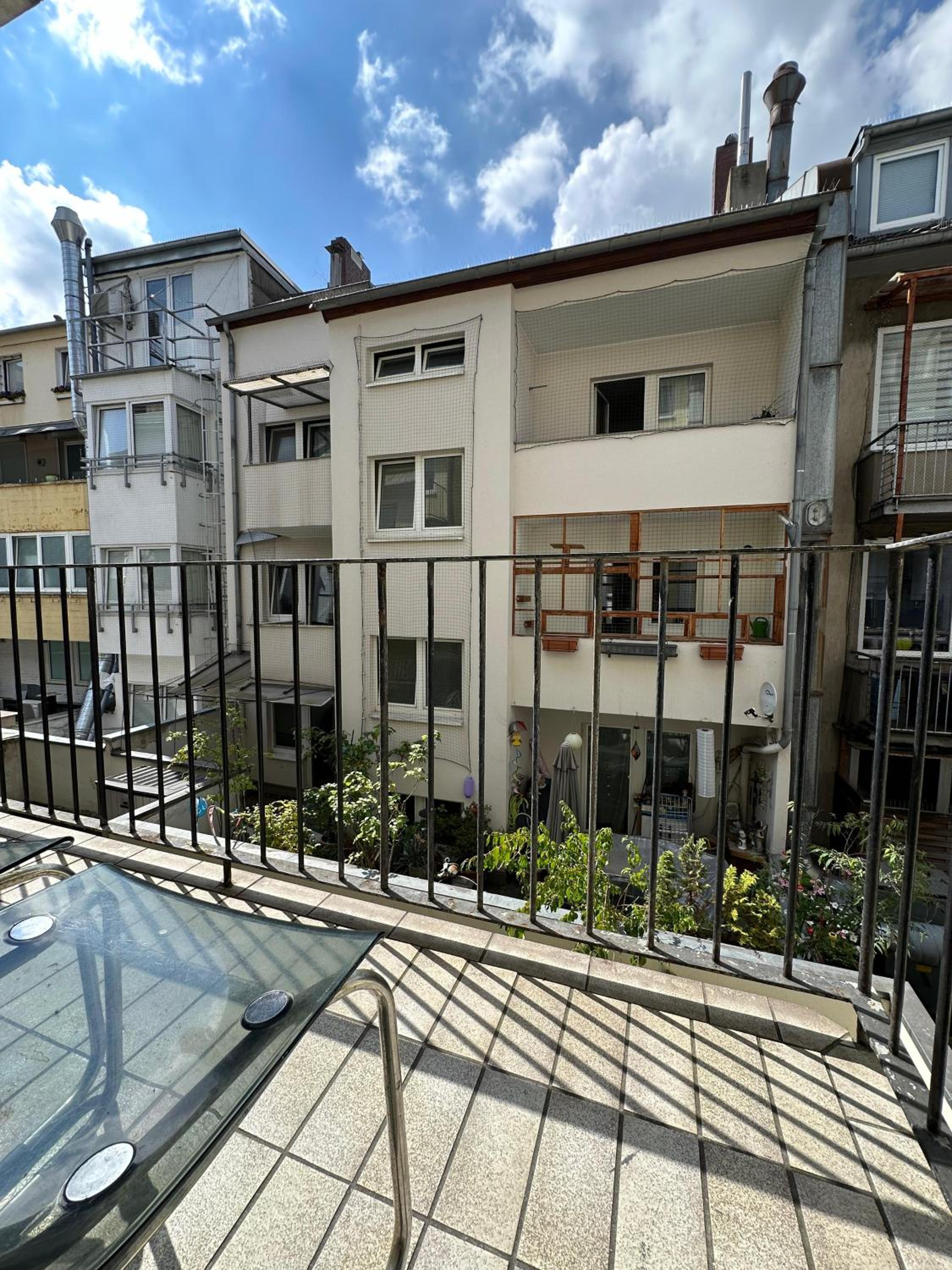 One-Bedroom Apartment - Photo 35