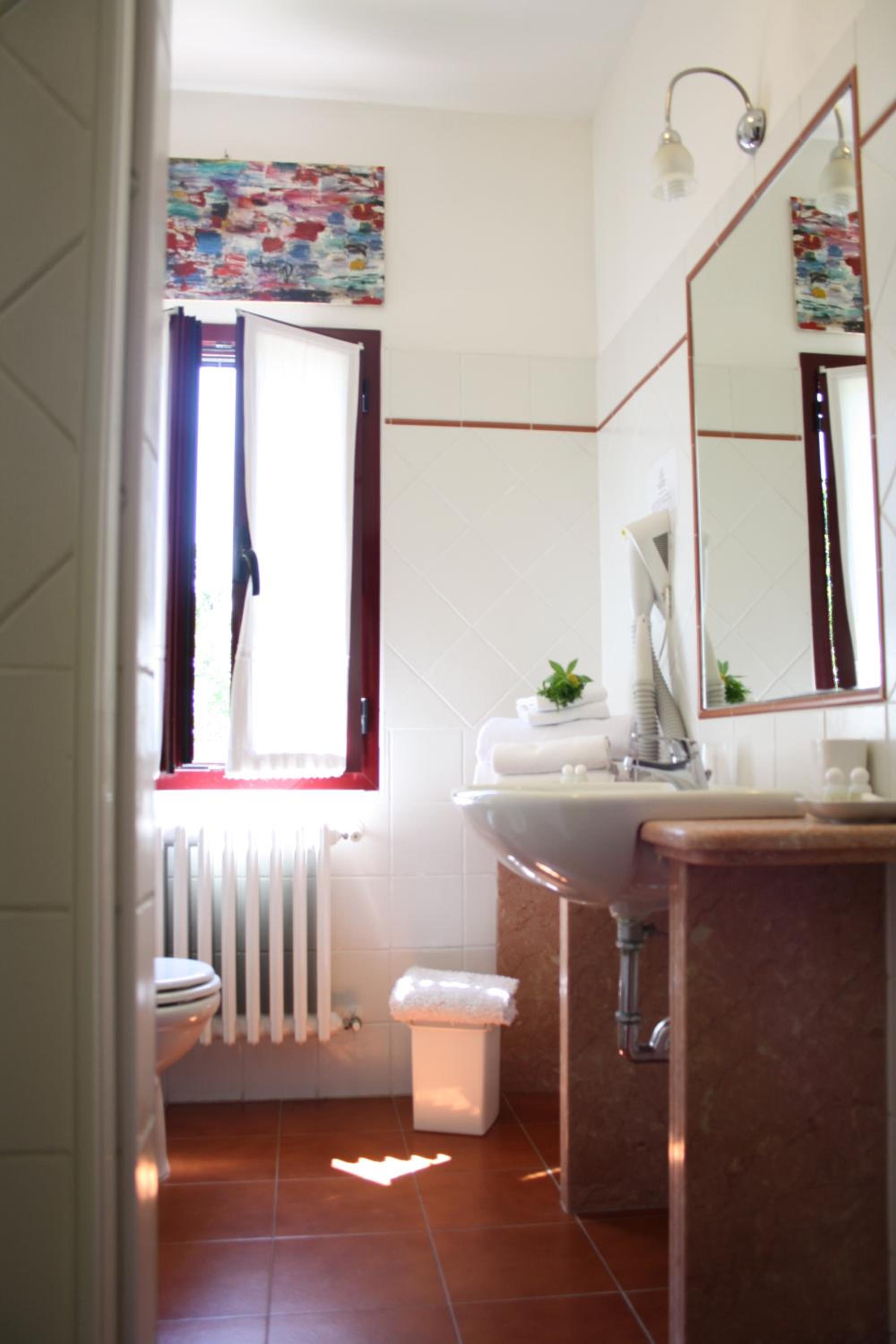 Double or Twin Room photo 3