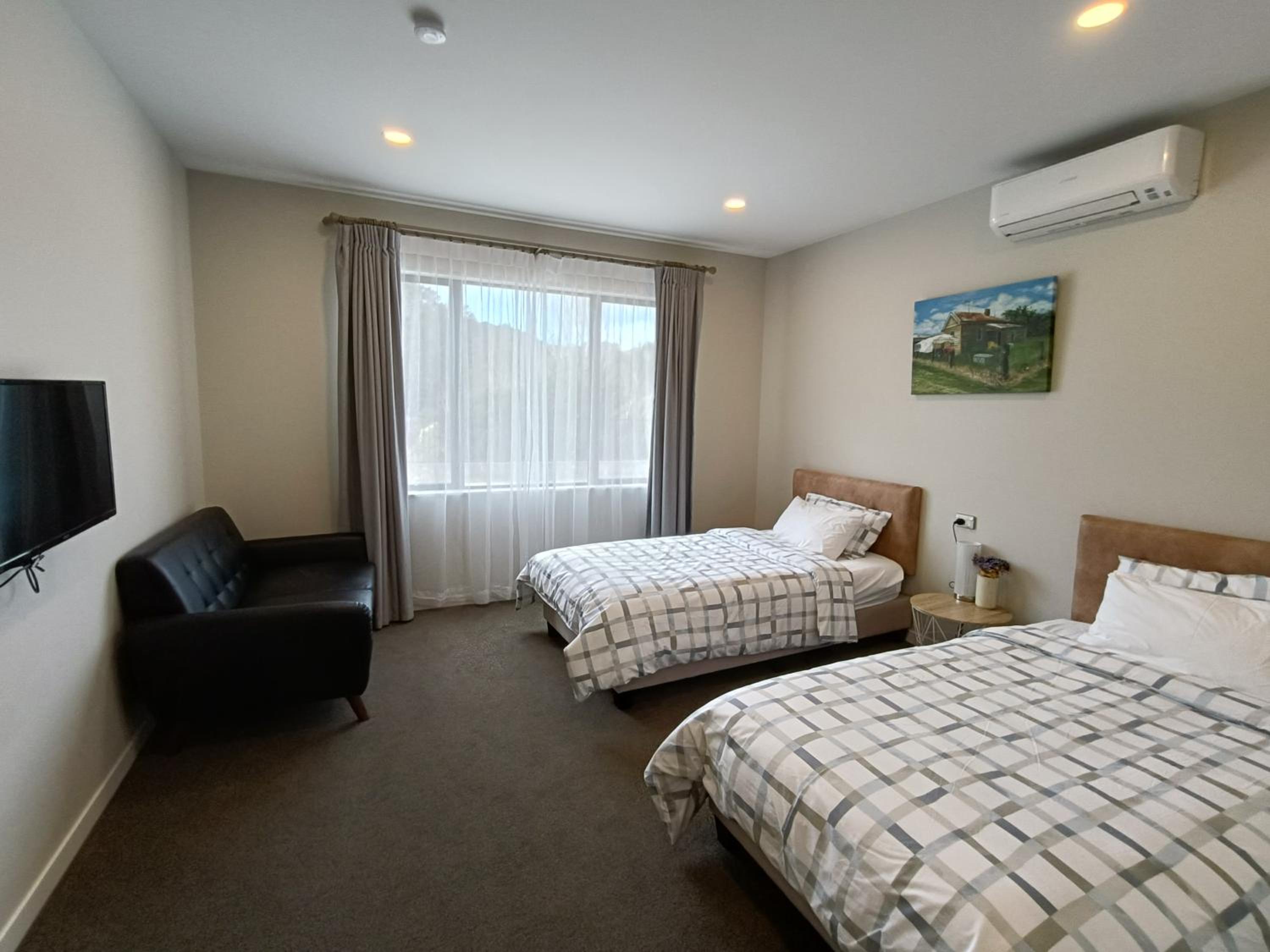 Double Room with Two Double Beds, photo 7