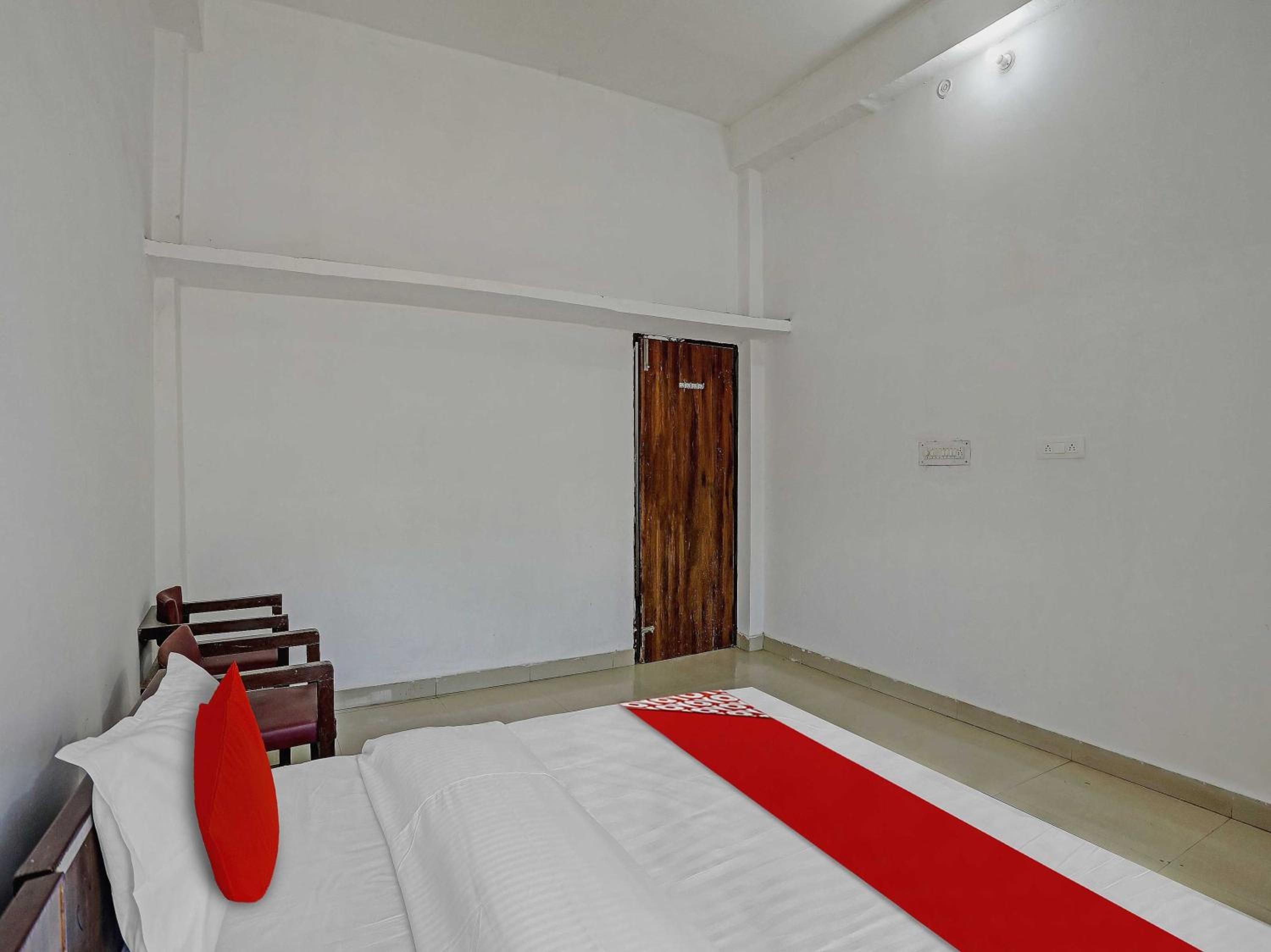 Deluxe Triple Room photo 3
