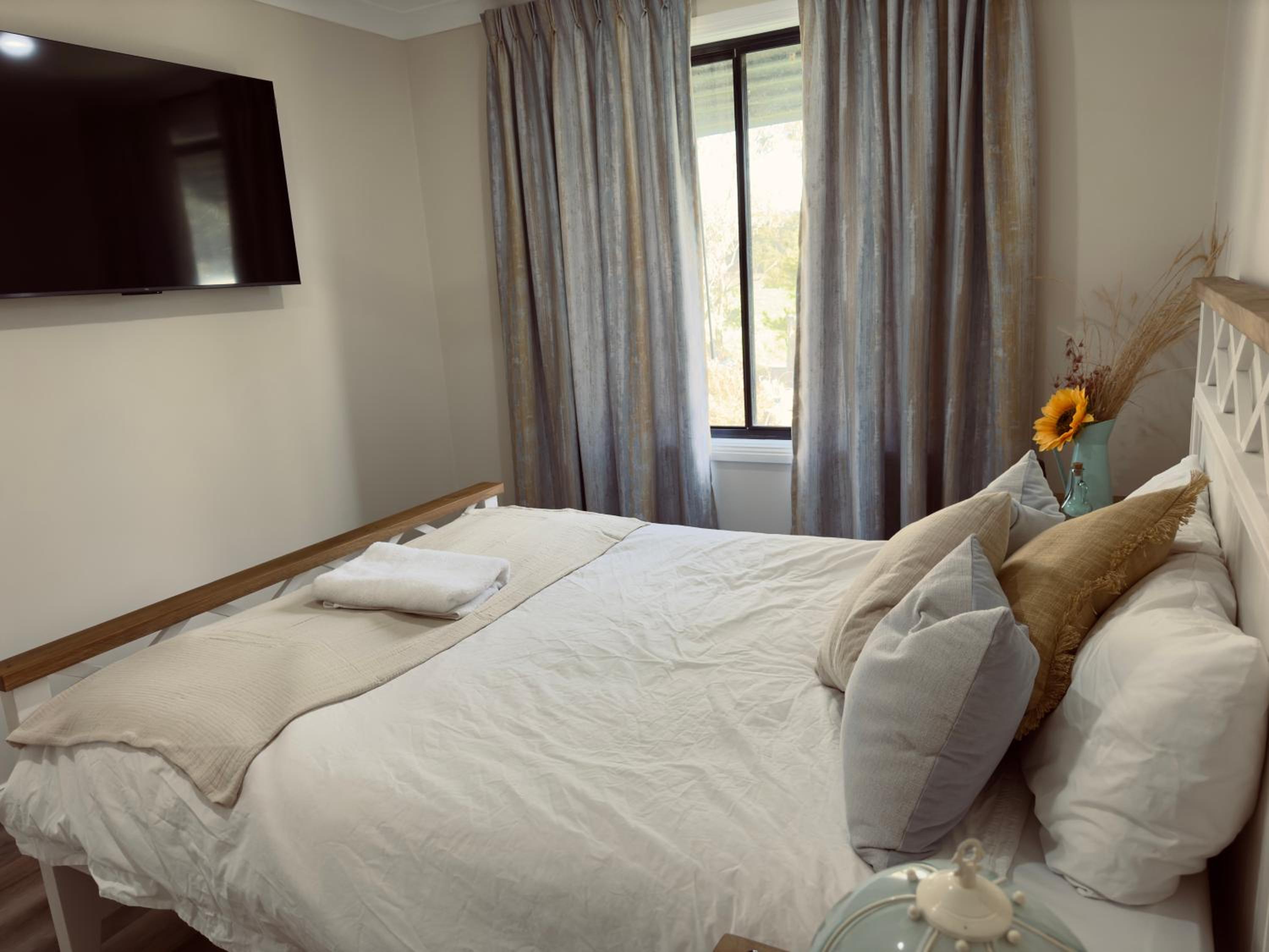 Deluxe Queen Room photo 3