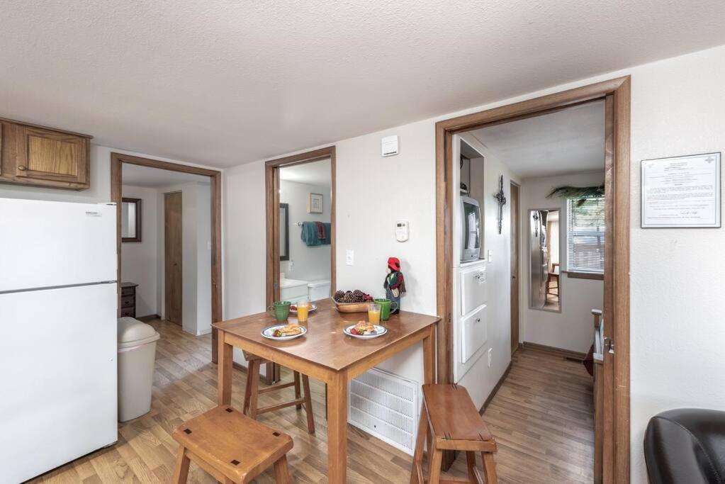 Two-Bedroom Holiday Home - Photo 7