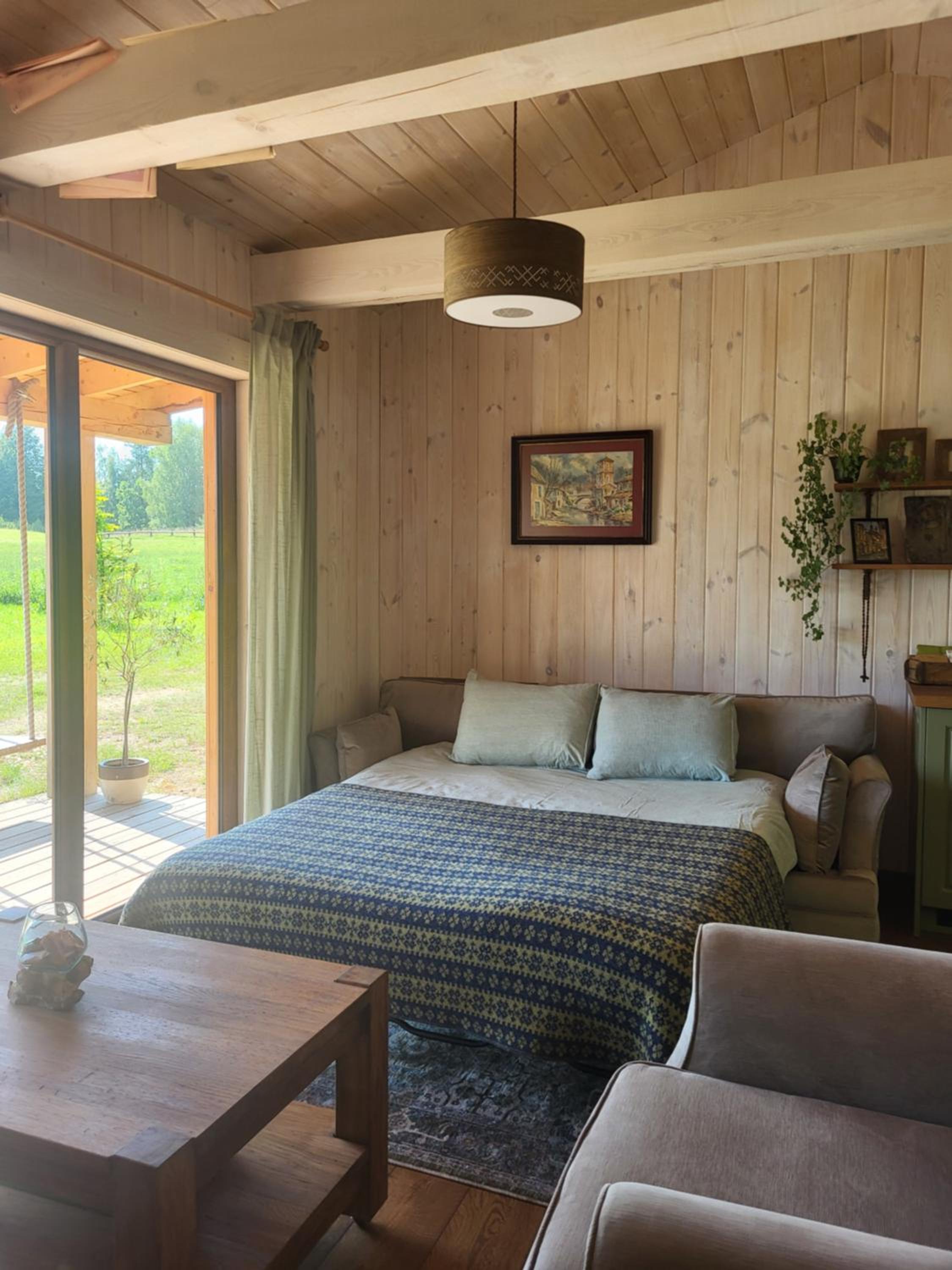 One-Bedroom House photo 1