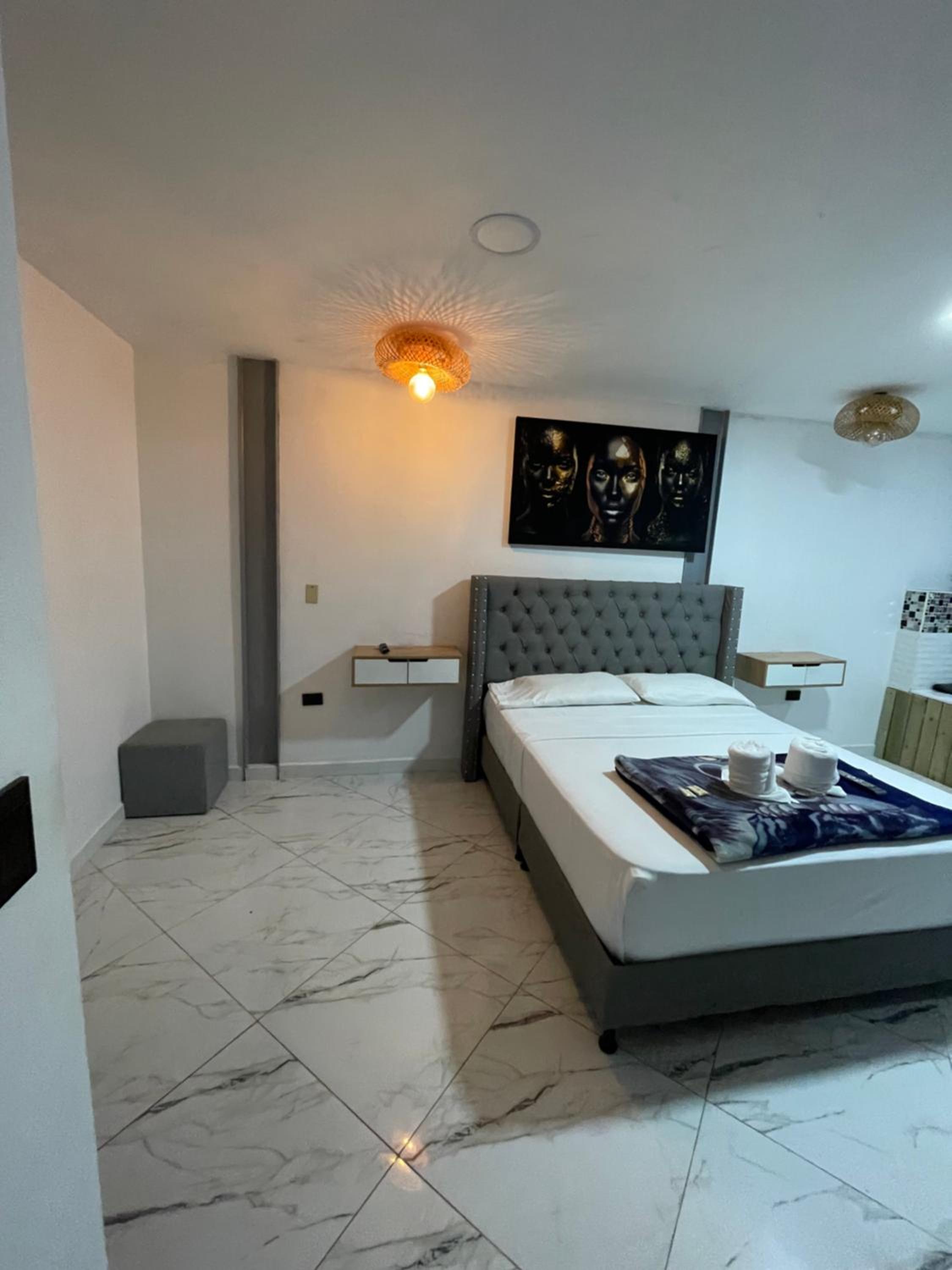 Deluxe Suite with Spa Bath
