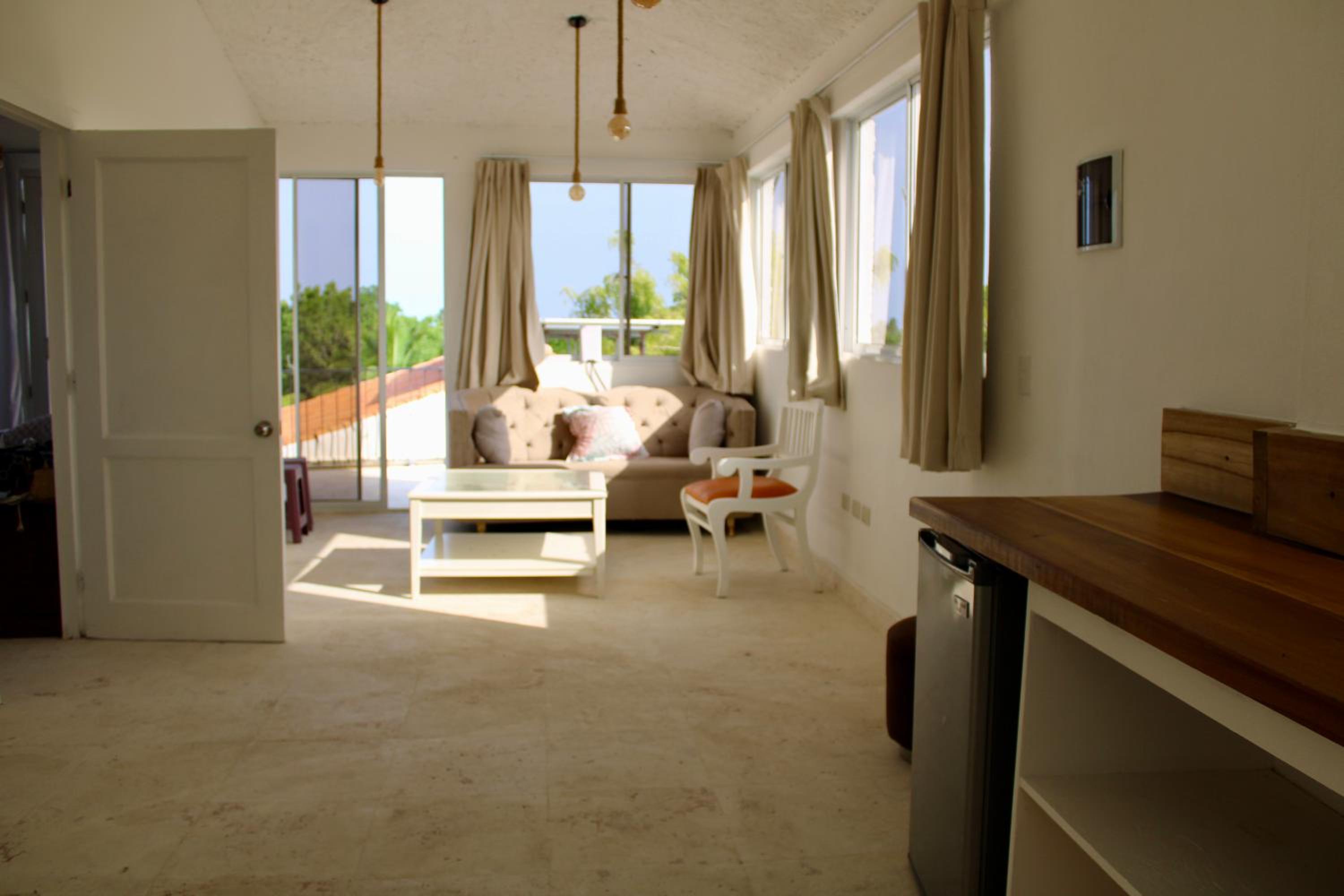 Apartment With View And Balcony photo 2