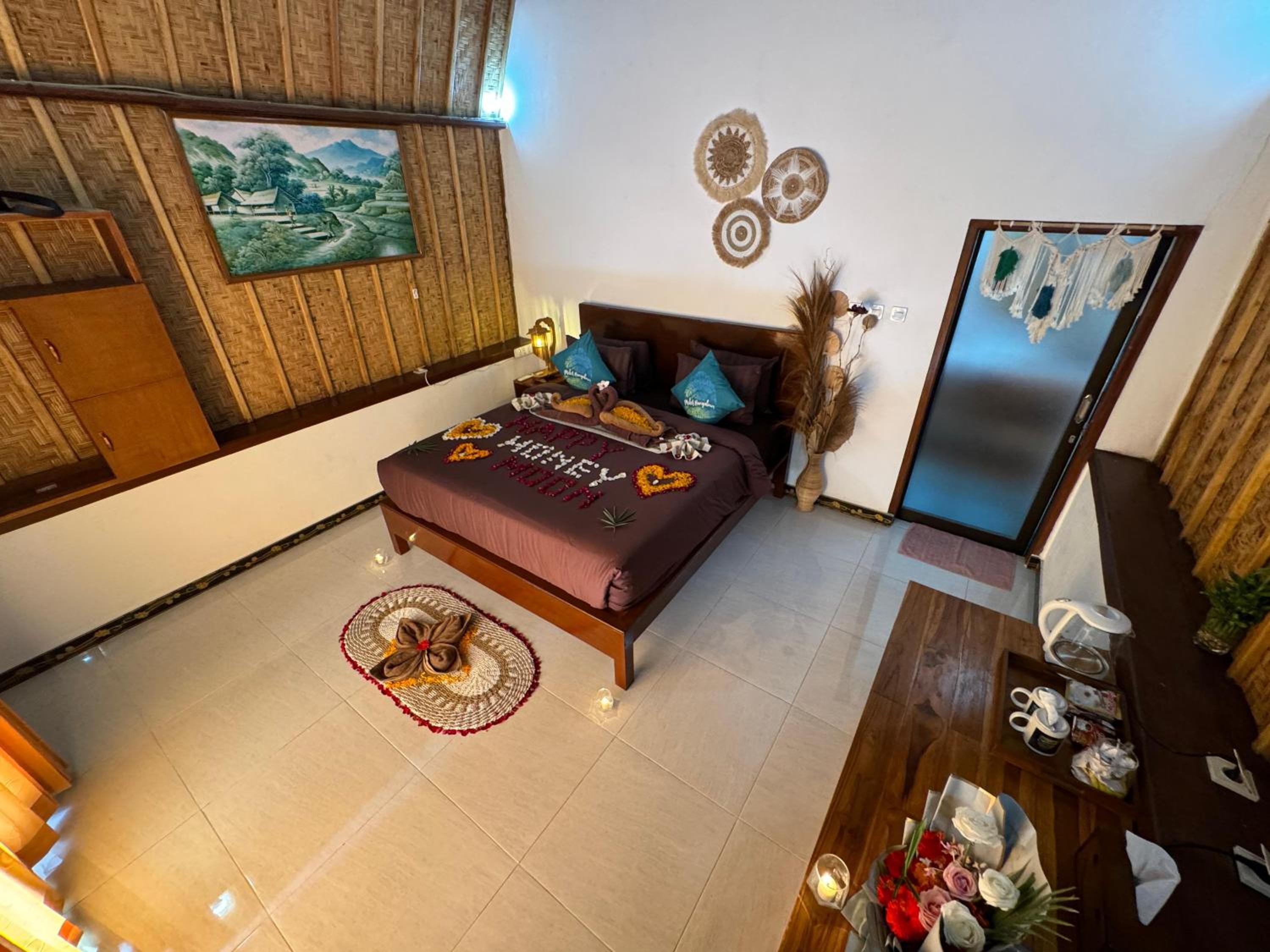 Deluxe Bungalow - Photo 8
