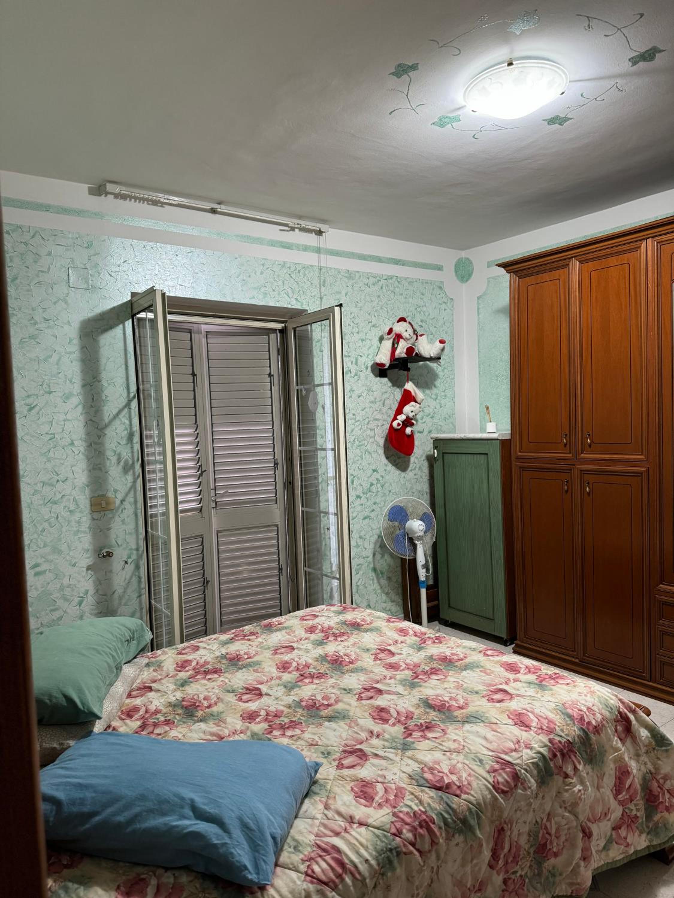 One-Bedroom House photo 1