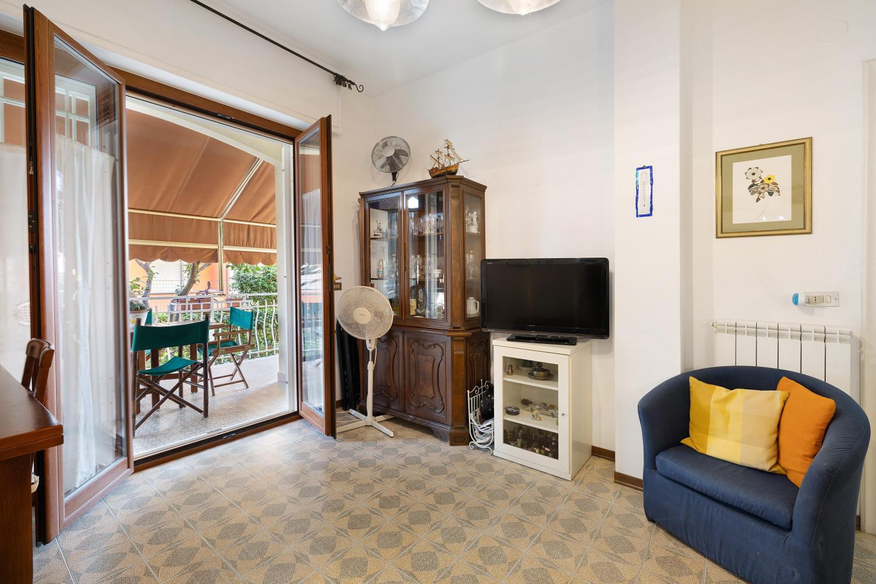 Superior One-Bedroom Apartment