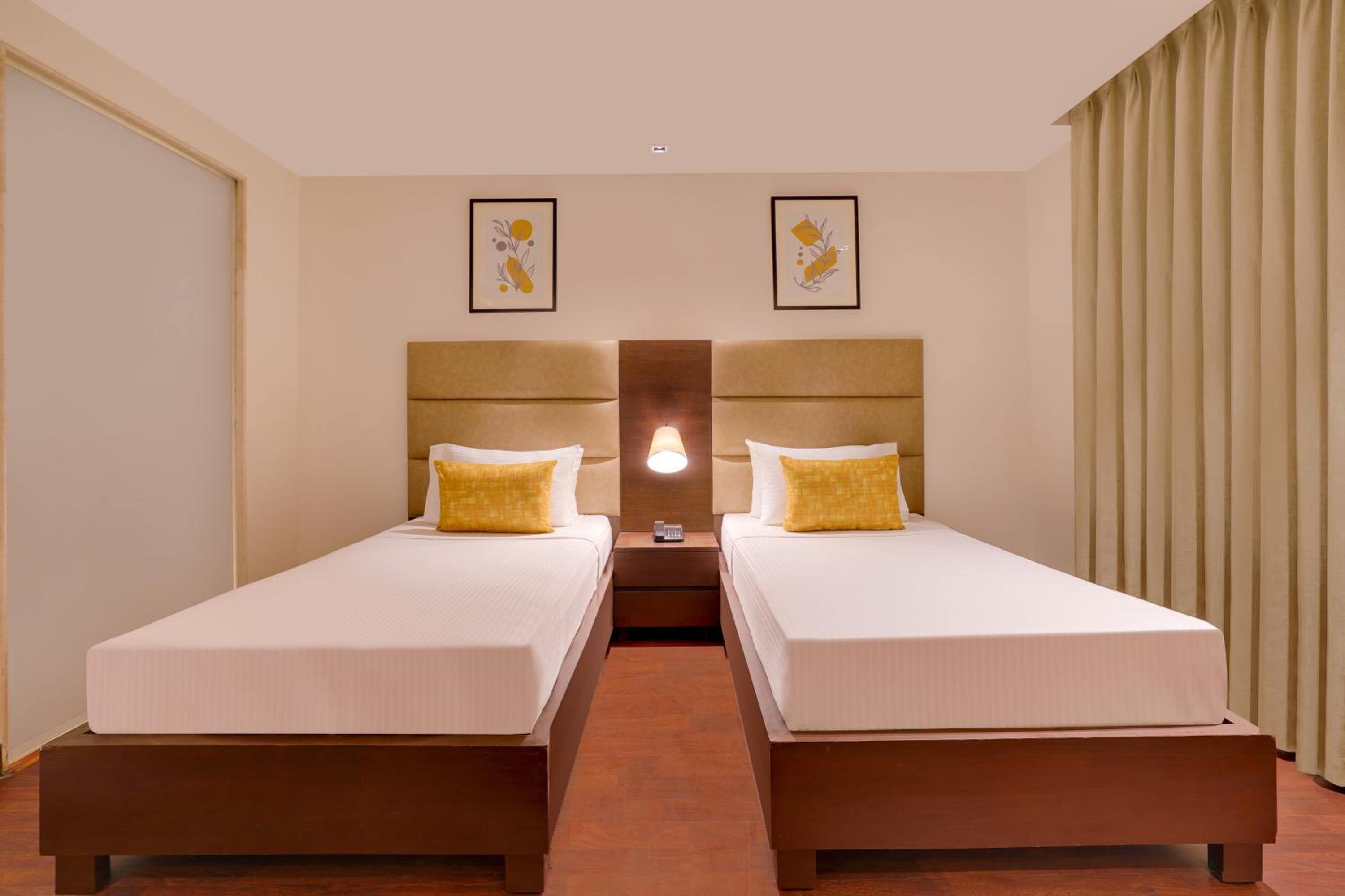 Deluxe Twin Room - Photo 1