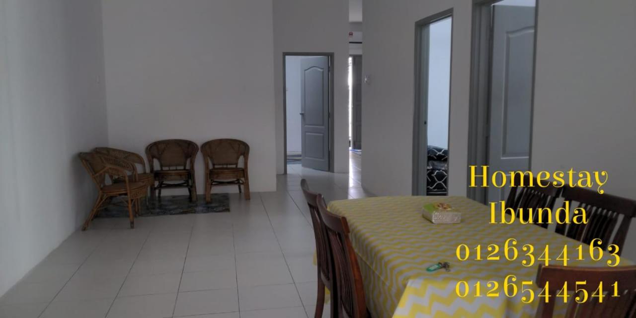 Four-Bedroom House photo 1