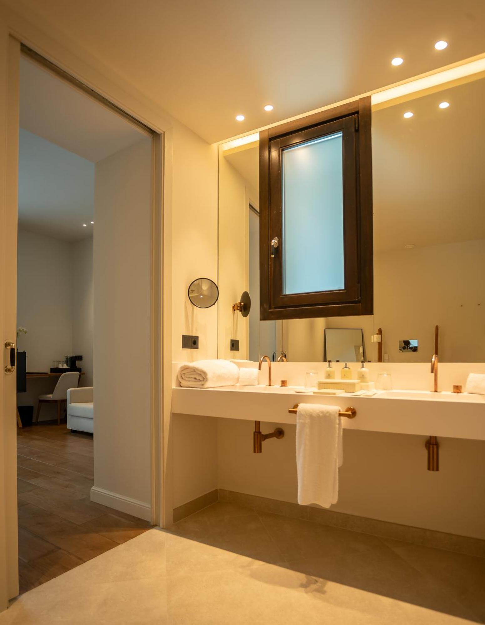 Suite Junior con Balcón