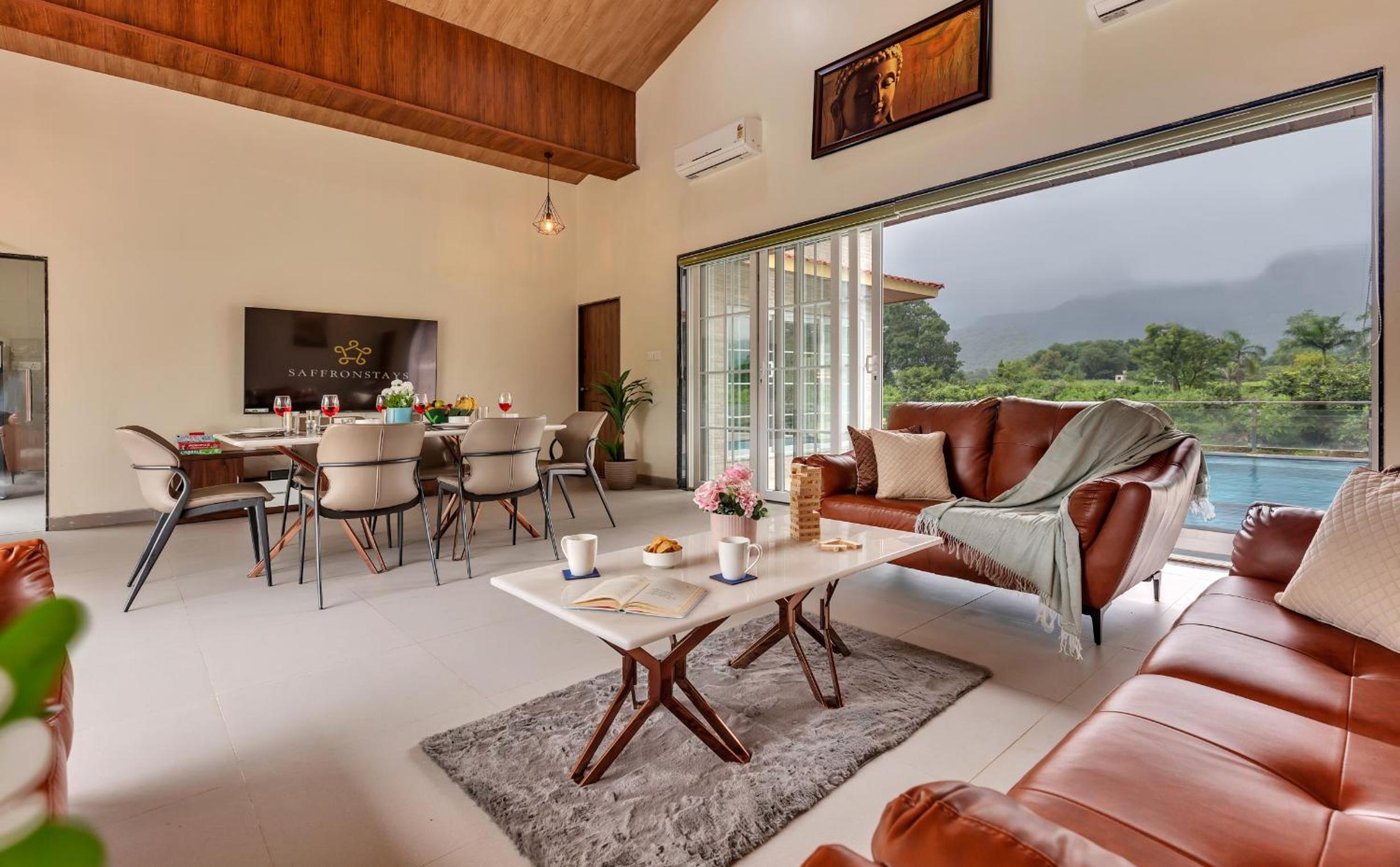 Villa photo 1