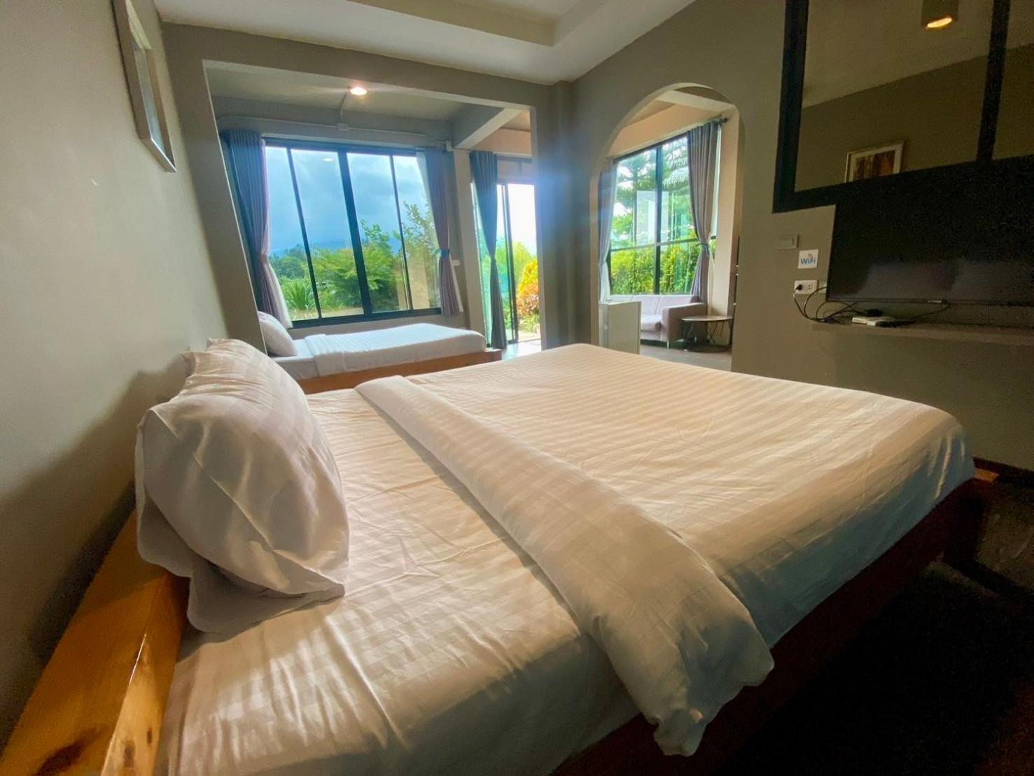 Quadruple Room with Garden View photo 2