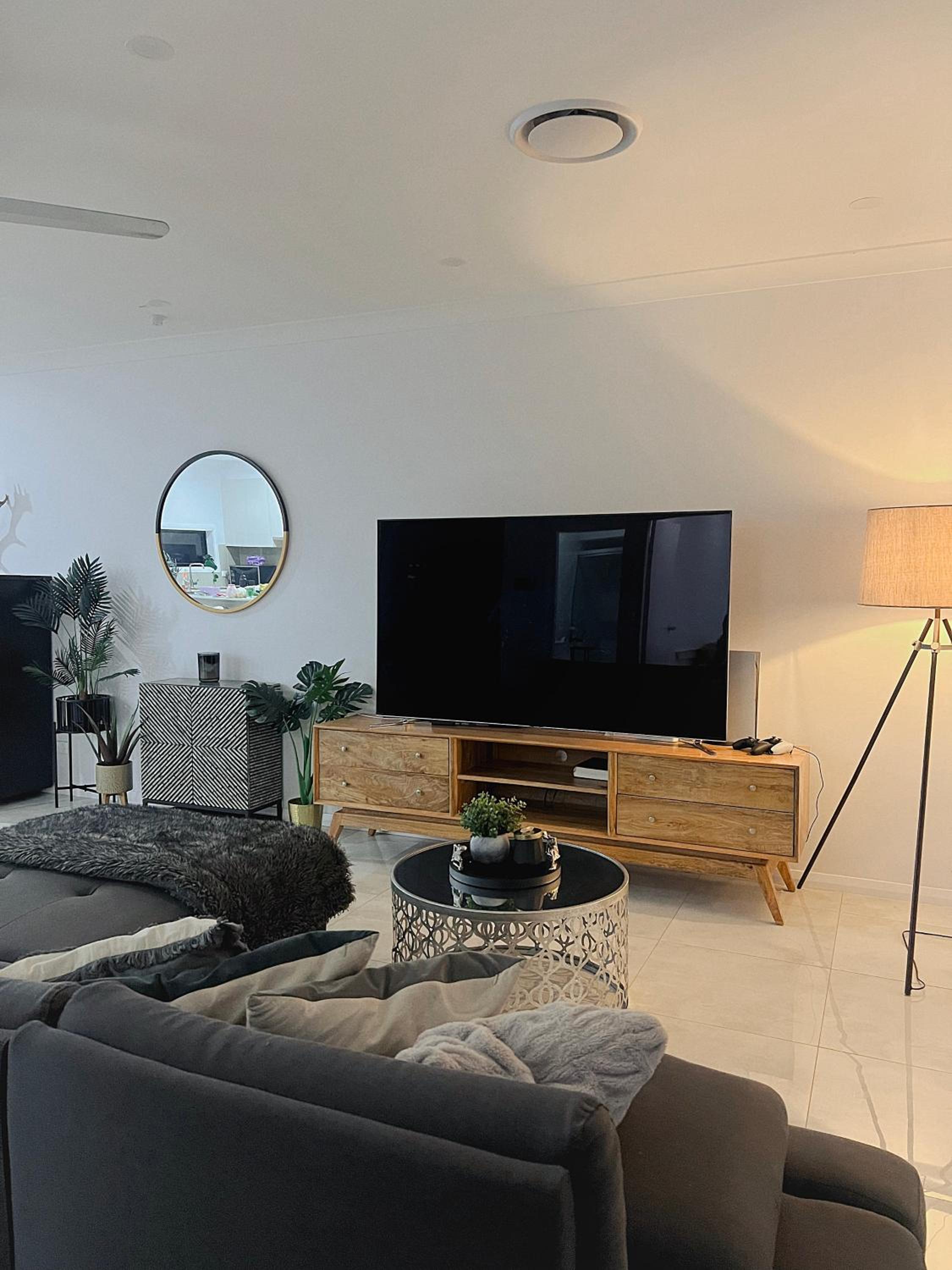 Three-Bedroom House photo 1