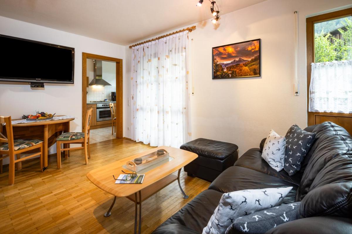 Apartment photo 2