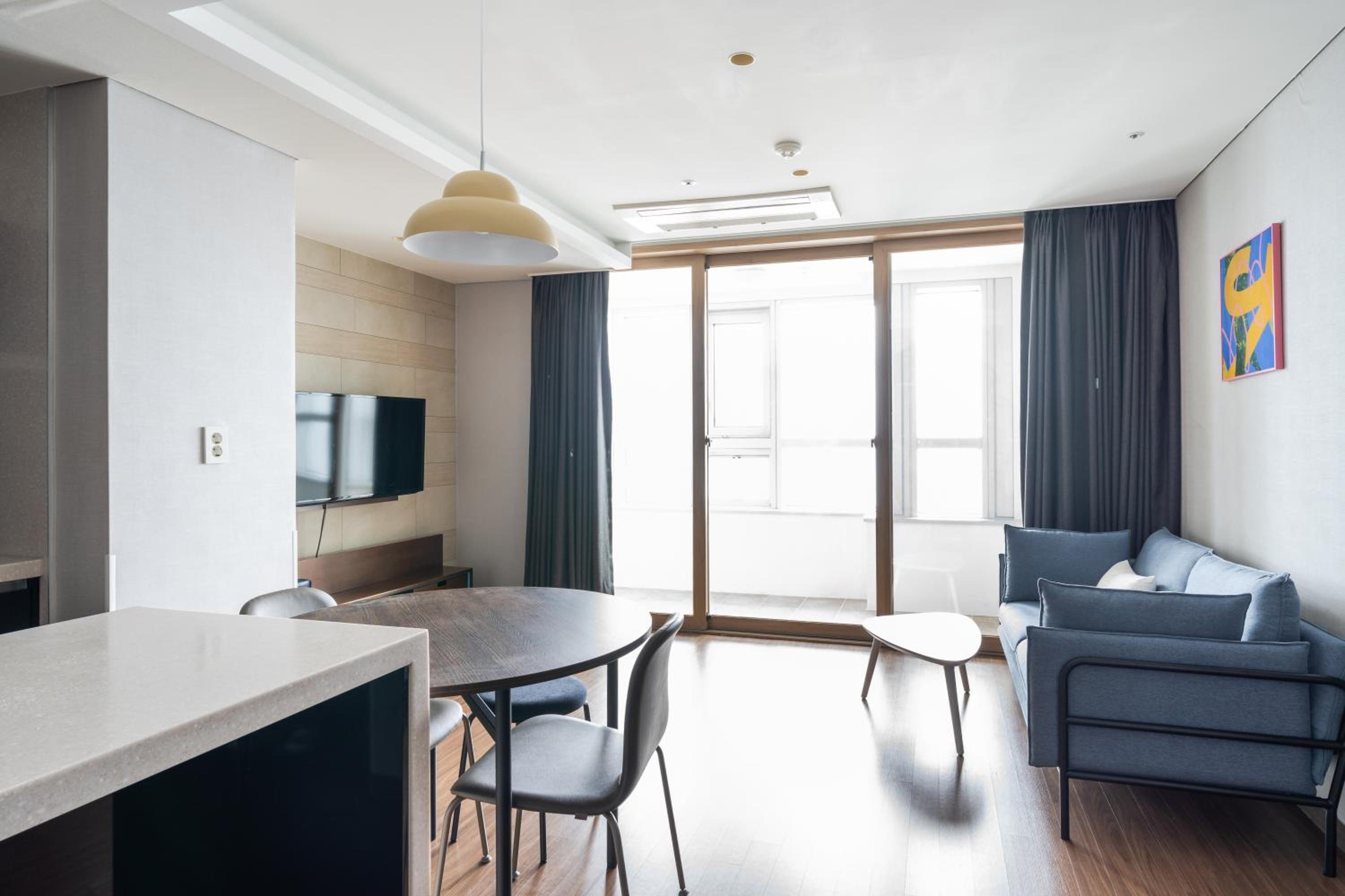 Premier Suite Family - Photo 3