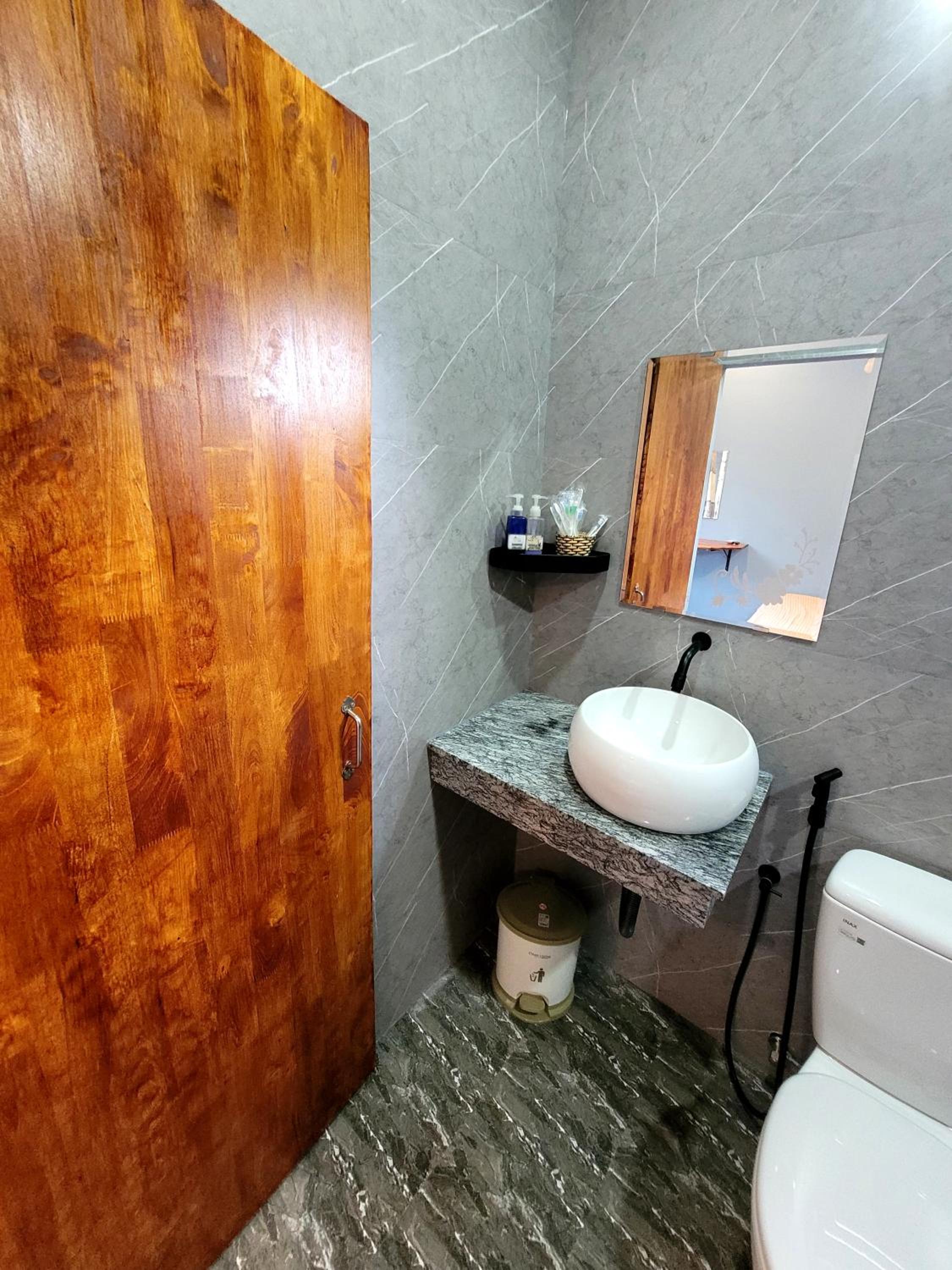 Deluxe Bungalow - Photo 26