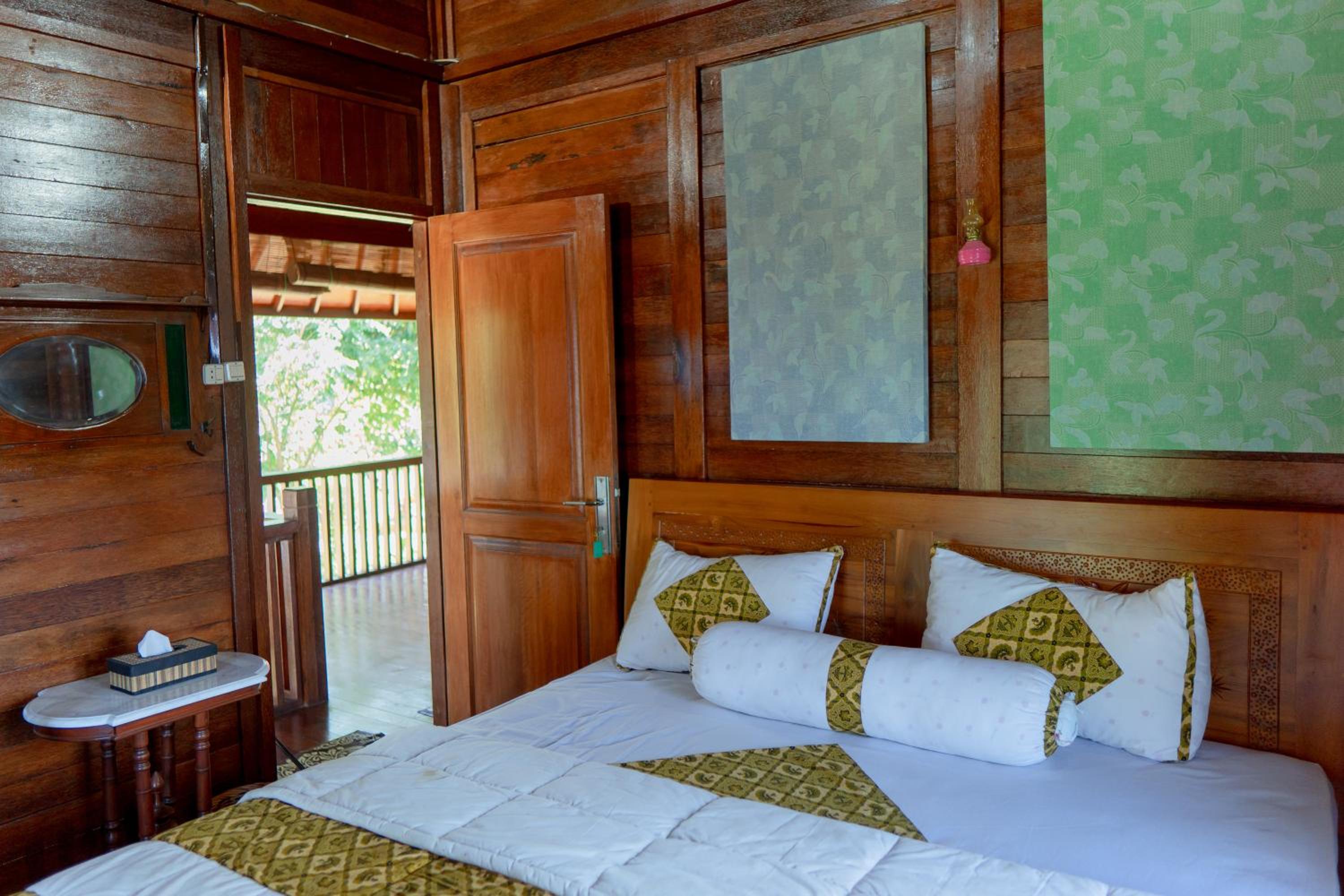 Villa photo 1