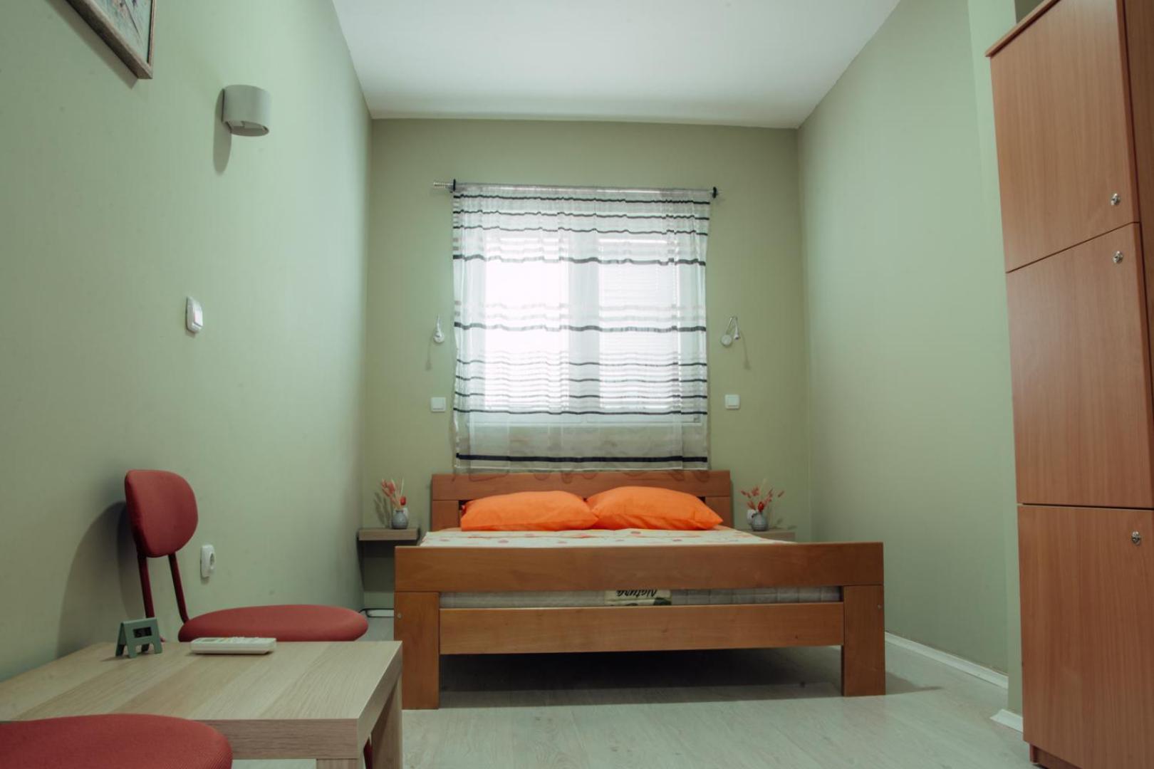 Double Or Twin Room With Shared Bathroom photo 1