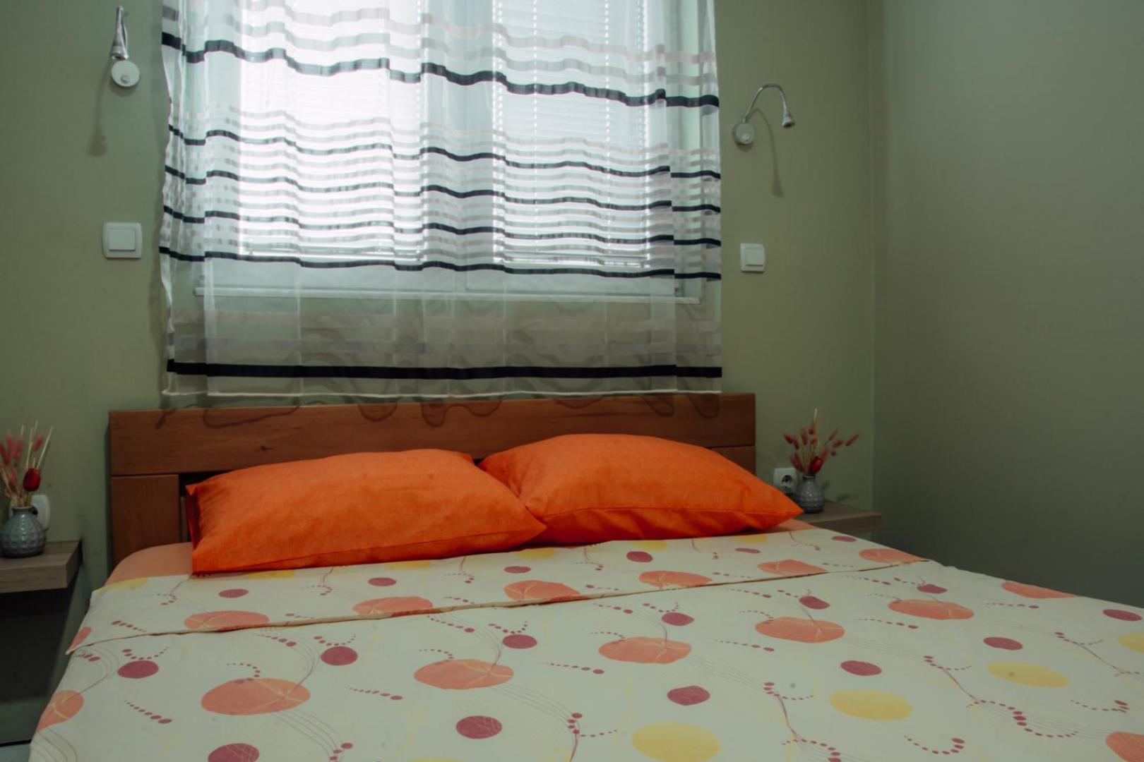 Double Or Twin Room With Shared Bathroom photo 3