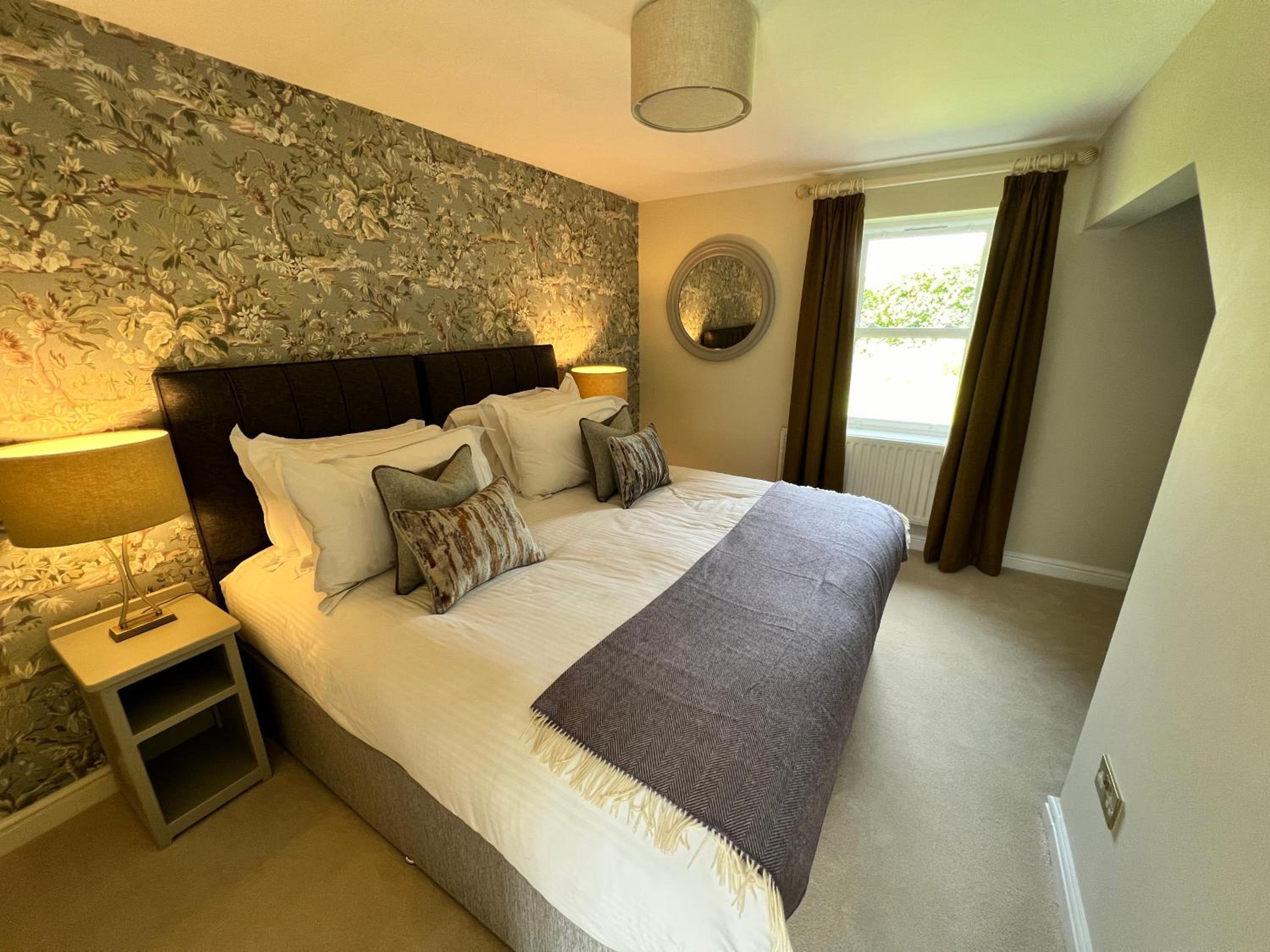 Superior Suite - Photo 3