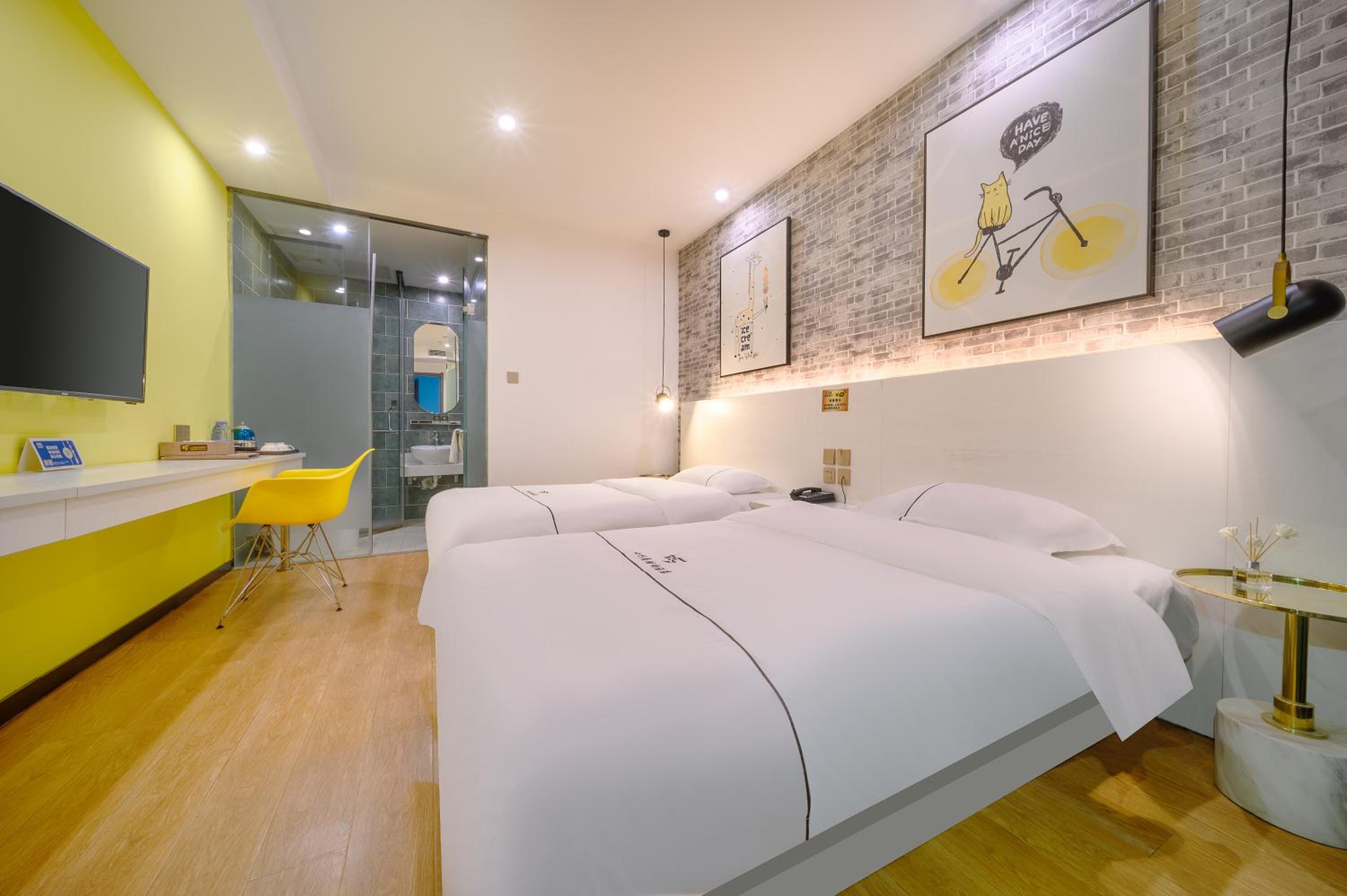 Deluxe Twin Room
