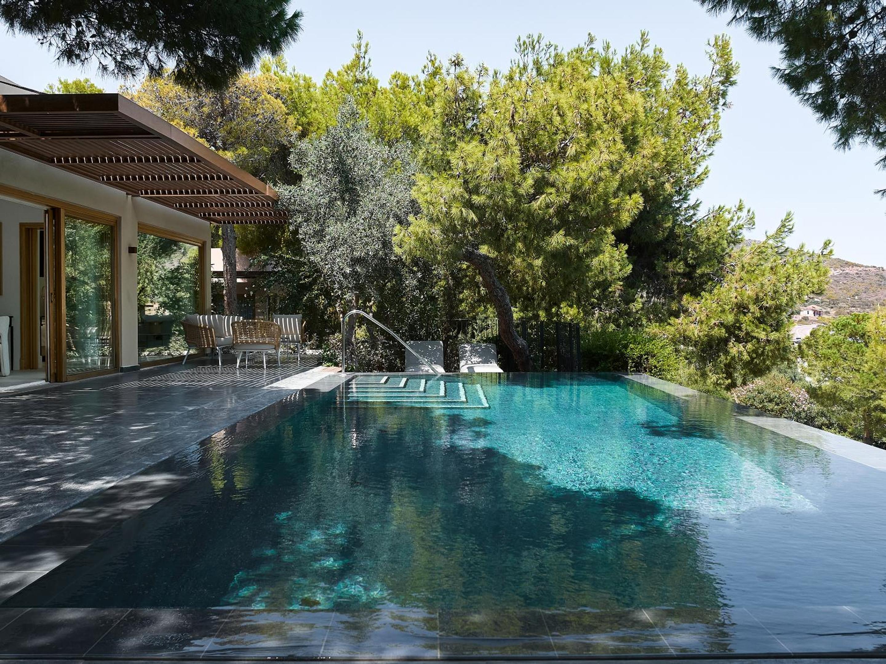 1-Bedroom Infinity Villa - Photo 14