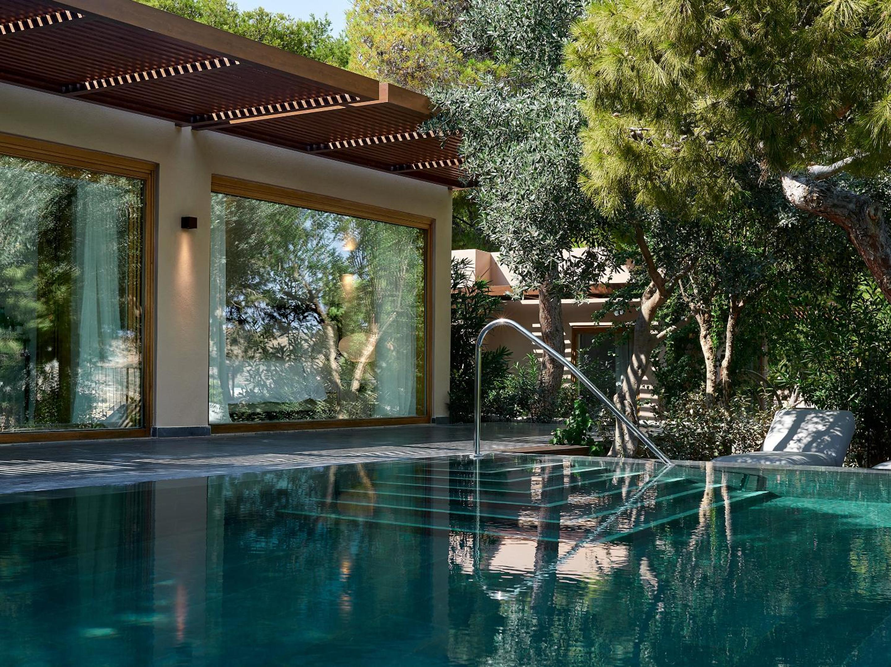 1-Bedroom Infinity Villa - Photo 12