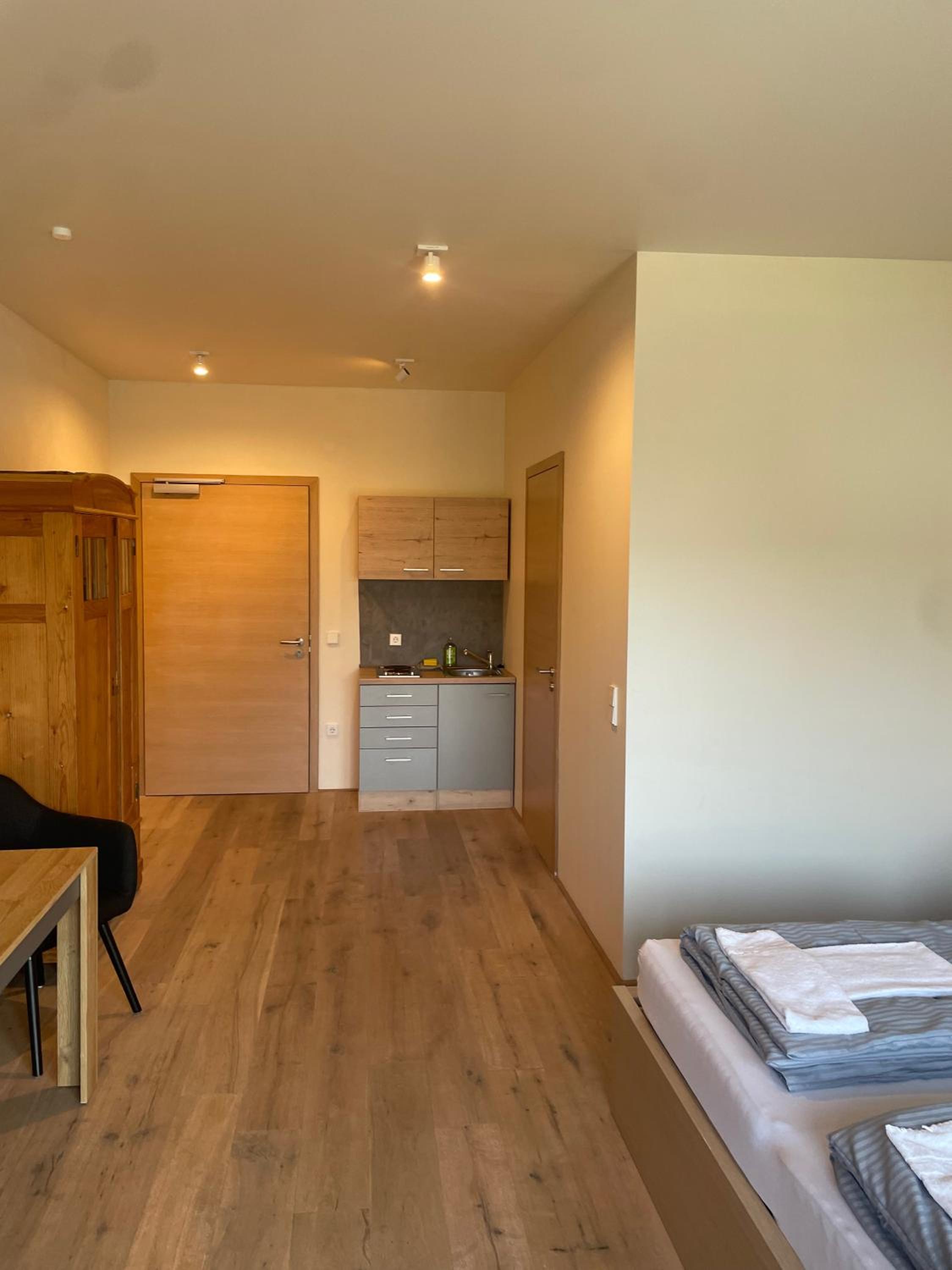 Double Room with Extra Bed photo 3