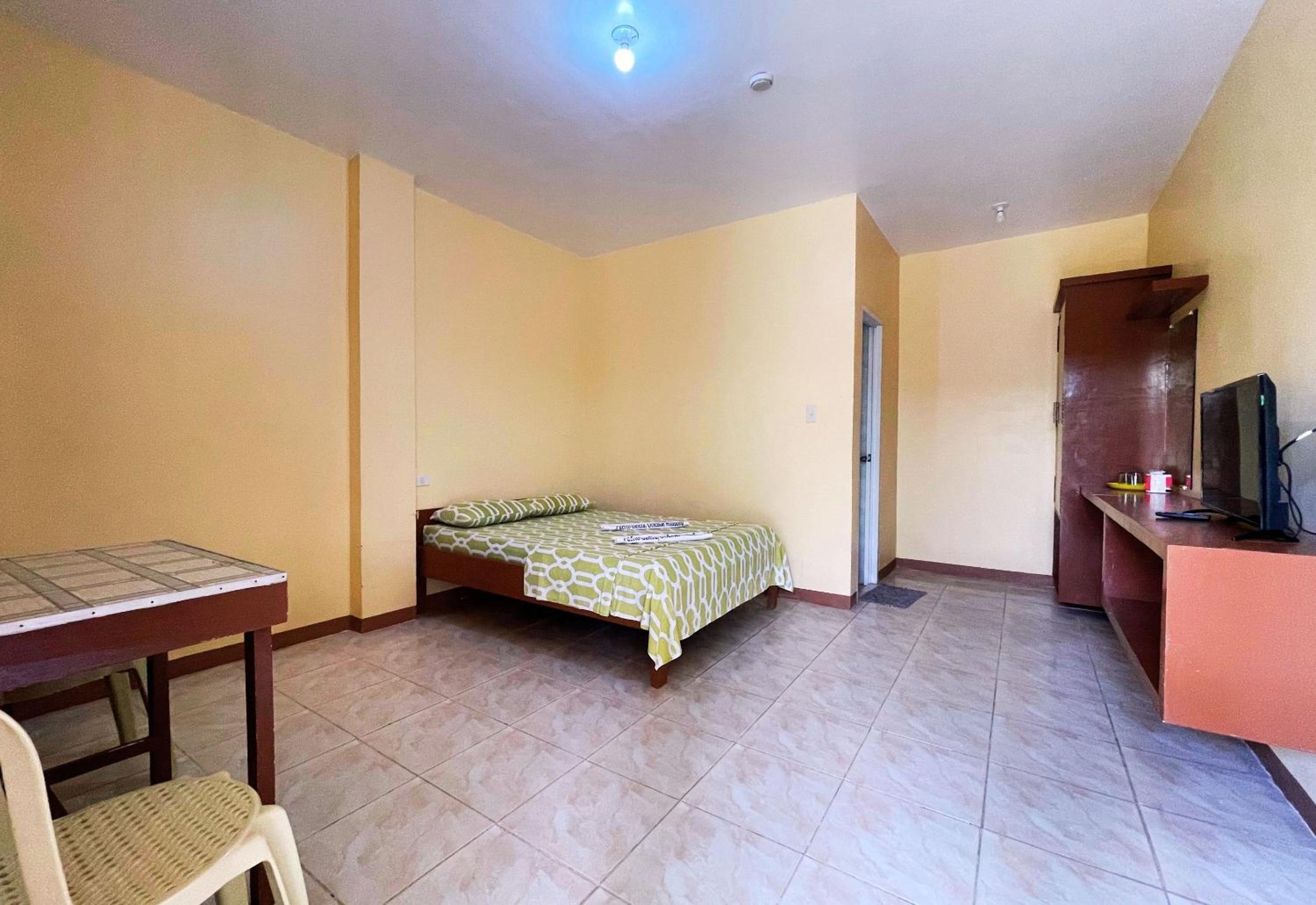 Standard Double Room photo 3