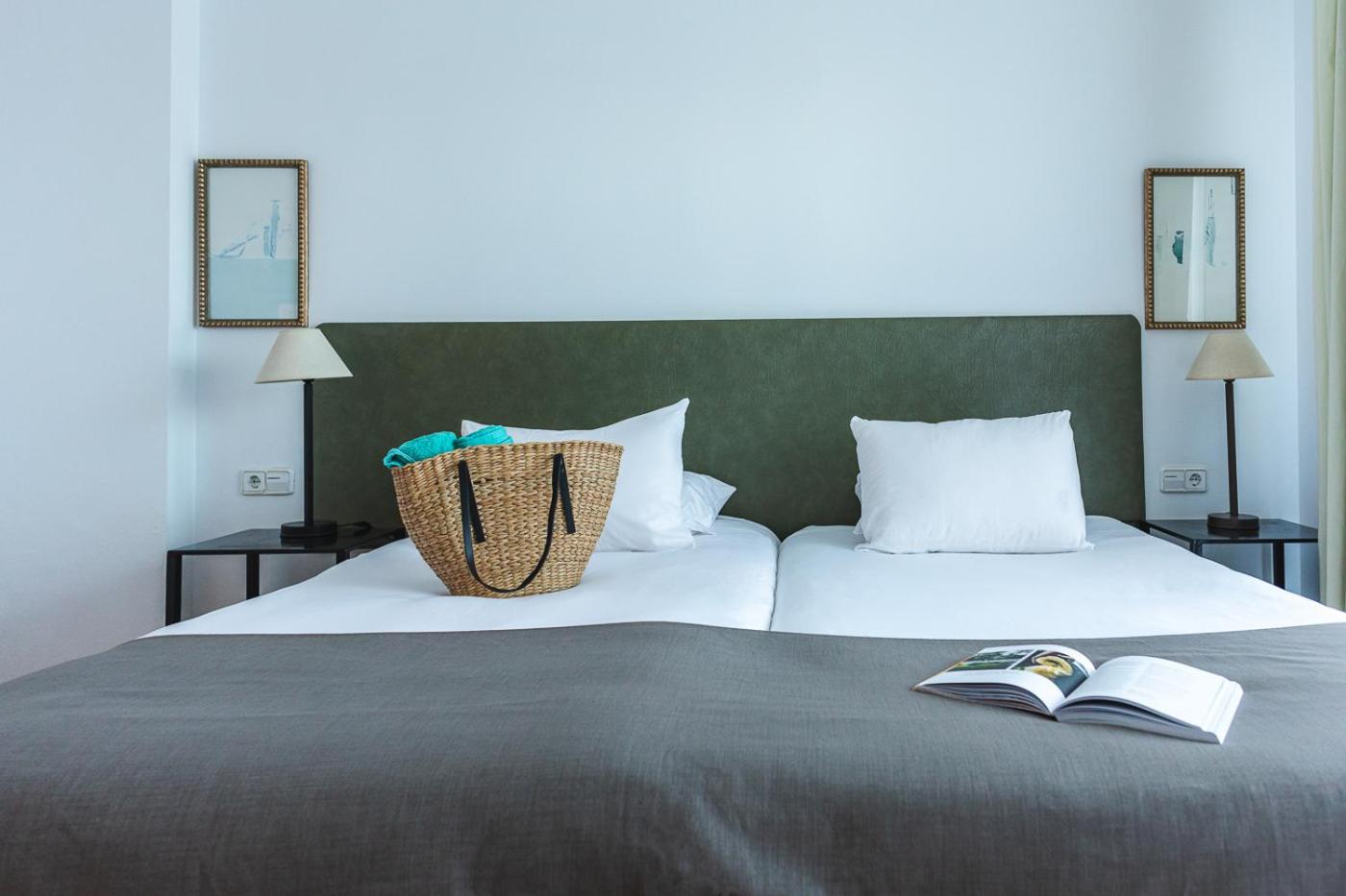Superior Twin Room - Photo 2