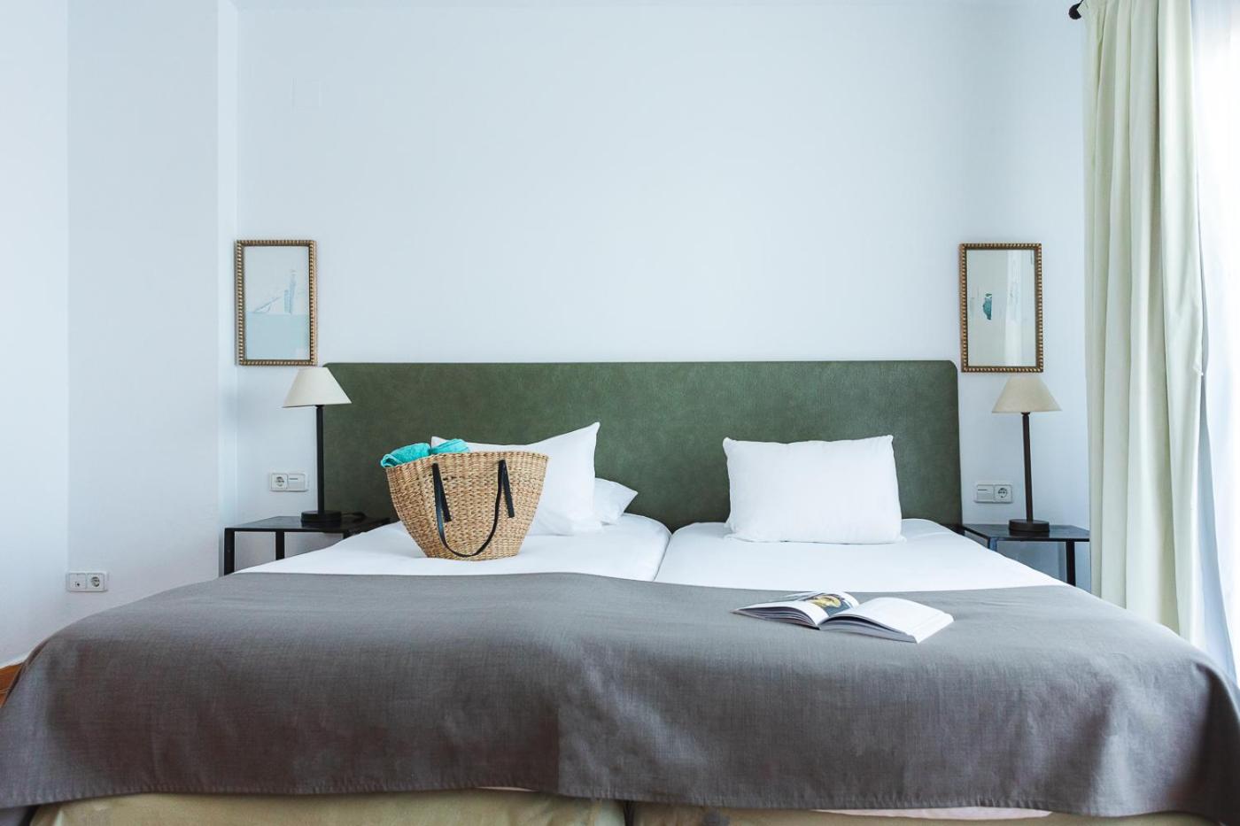 Superior Twin Room - Photo 5