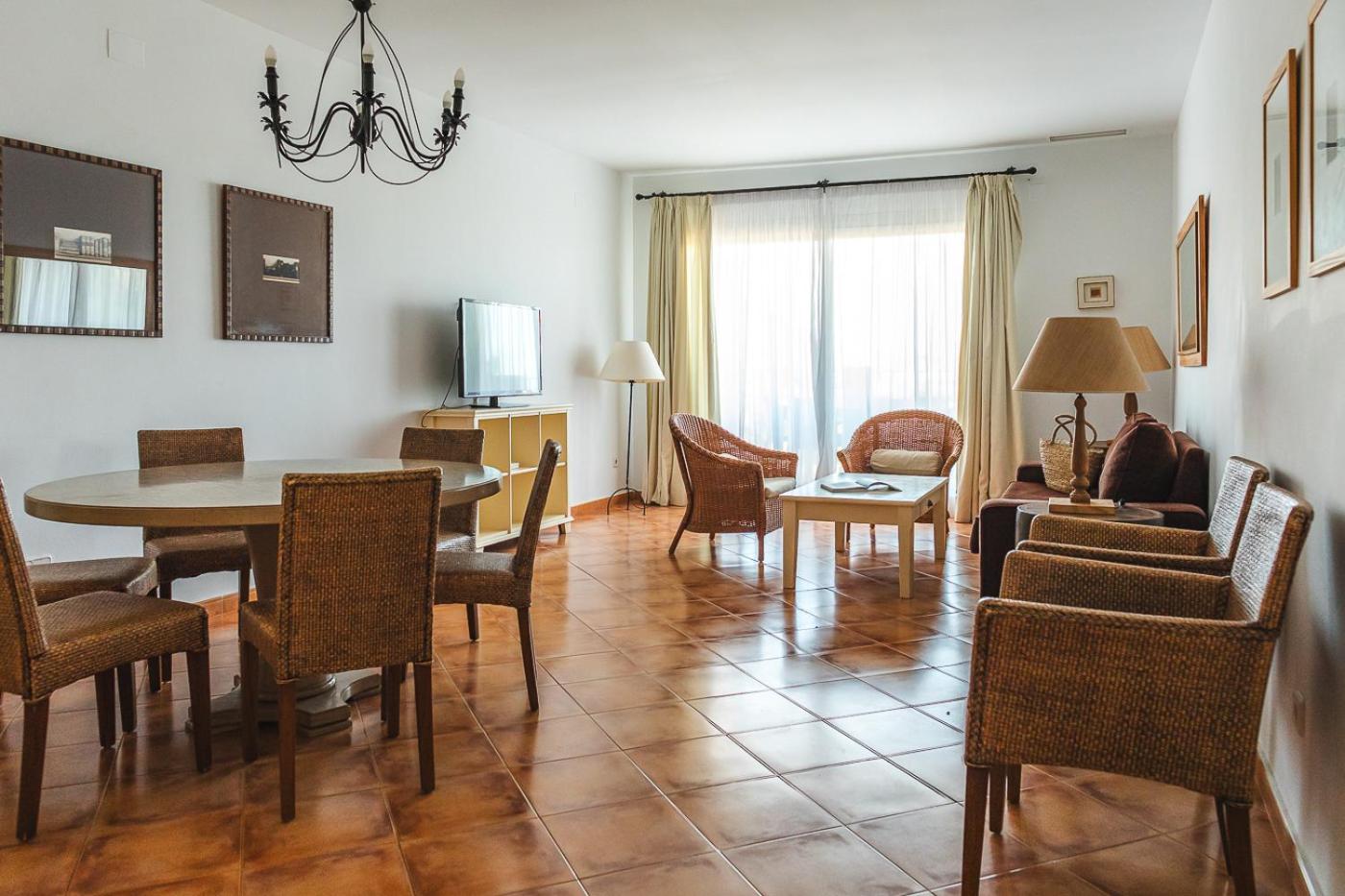Two-Bedroom Apartment - Photo 9
