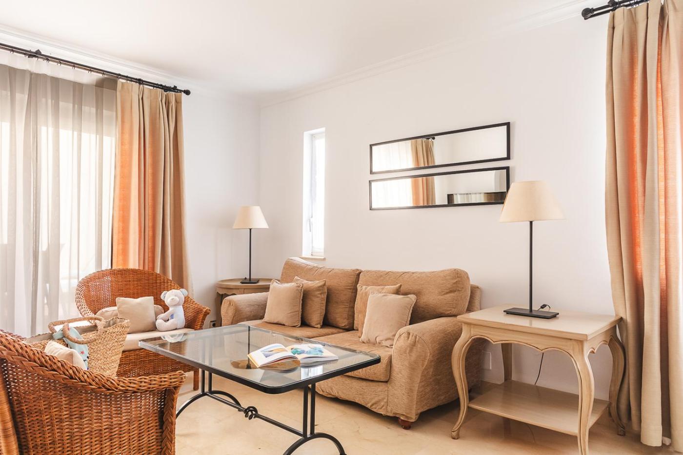 Two-Bedroom Apartment - Photo 15