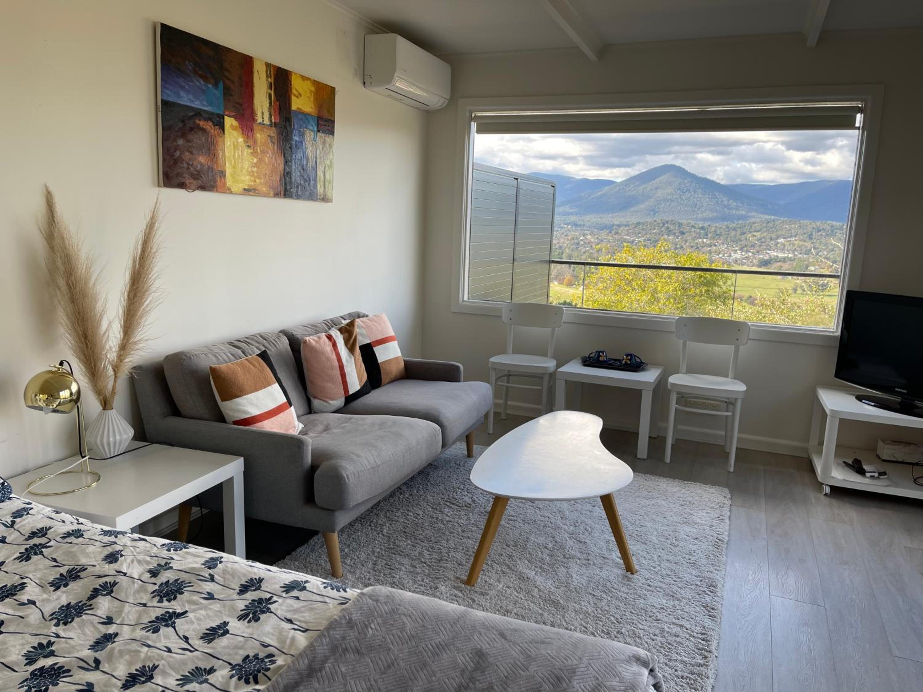 Suite with Mountain View photo 1