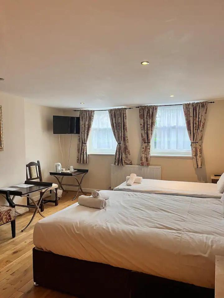 Superior Twin Room photo 2
