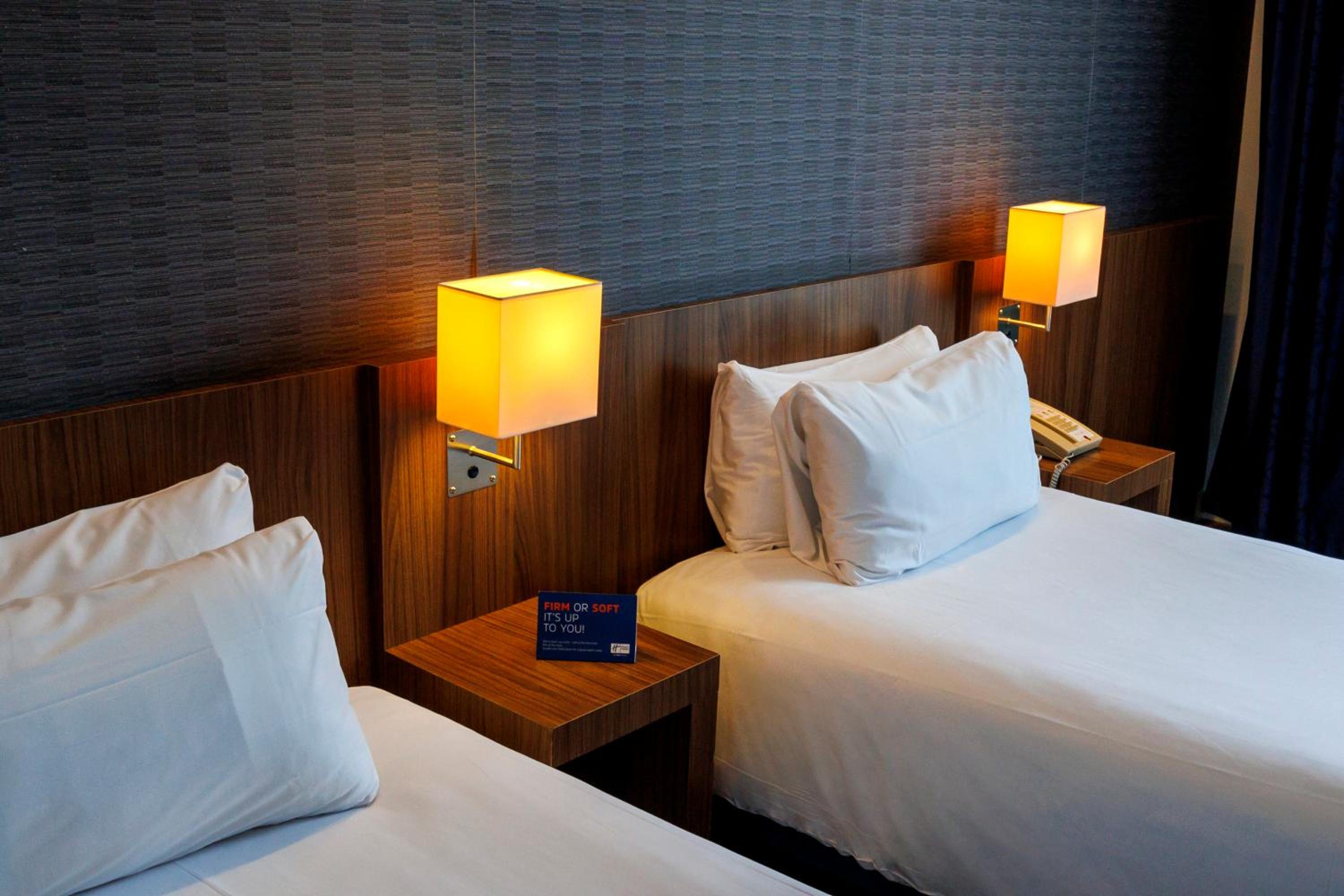 Standard Twin Room - Free Breakfast - Photo 11