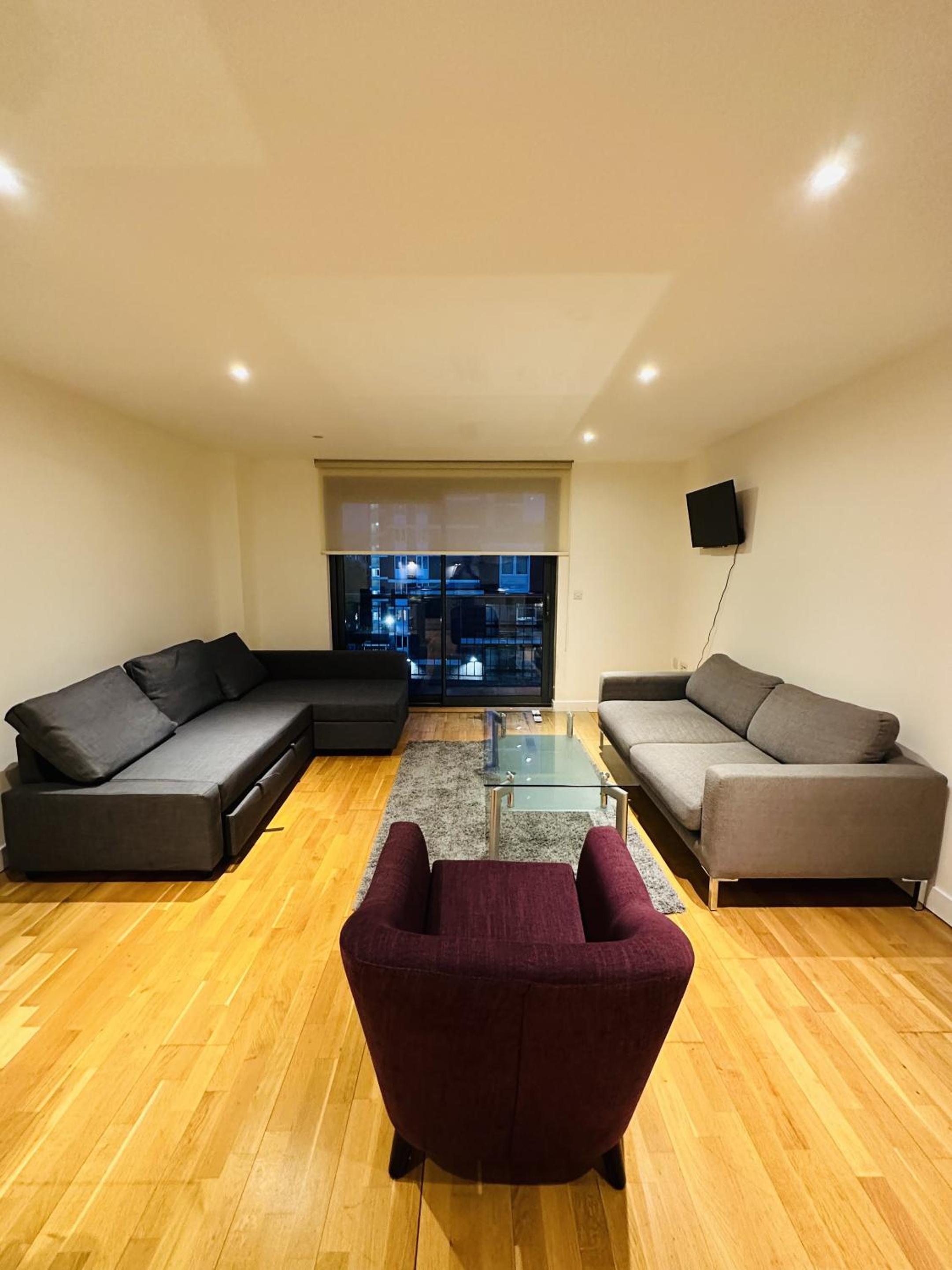 Deluxe Apartment photo 3