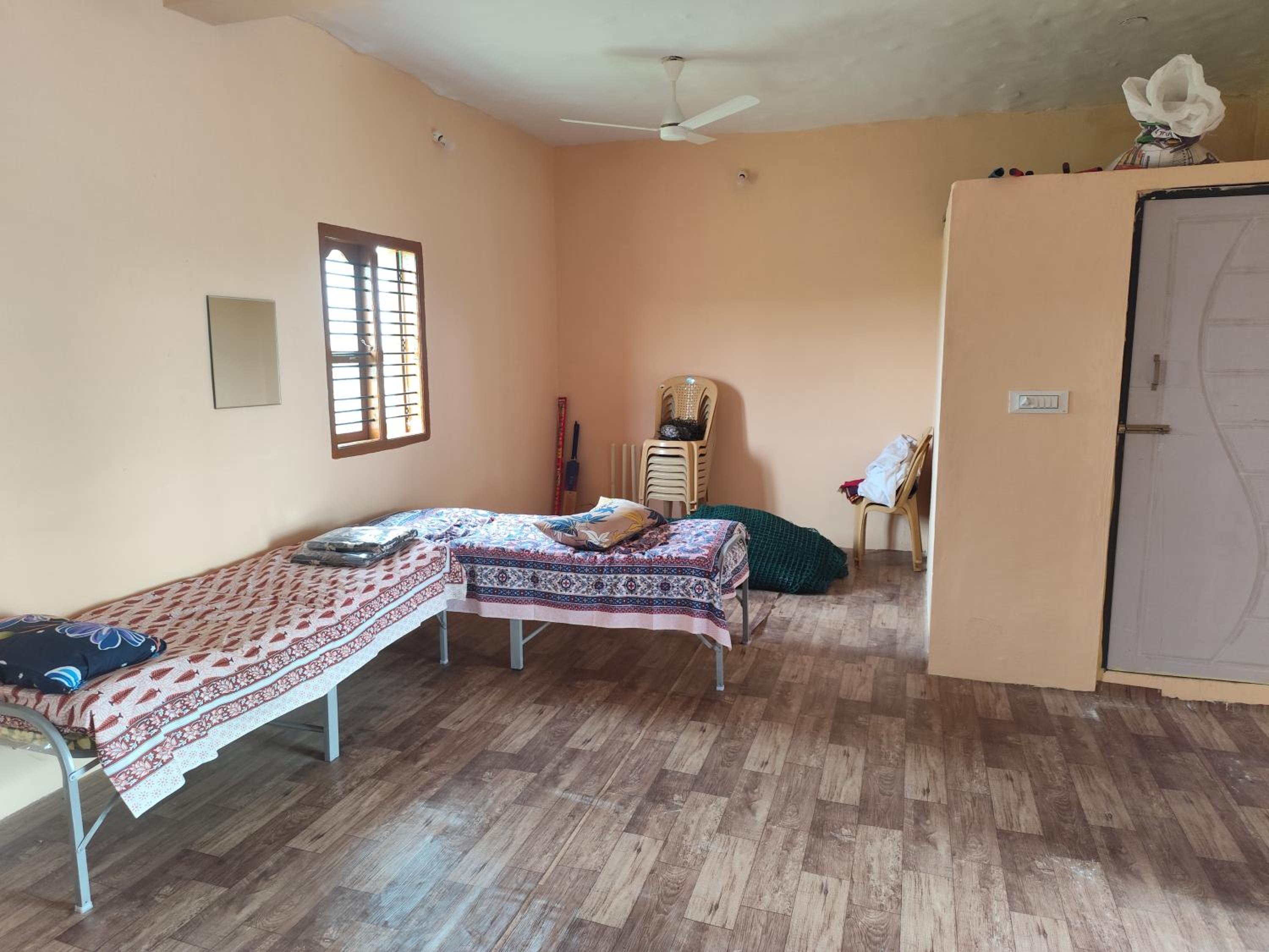 Four-Bedroom House photo 3