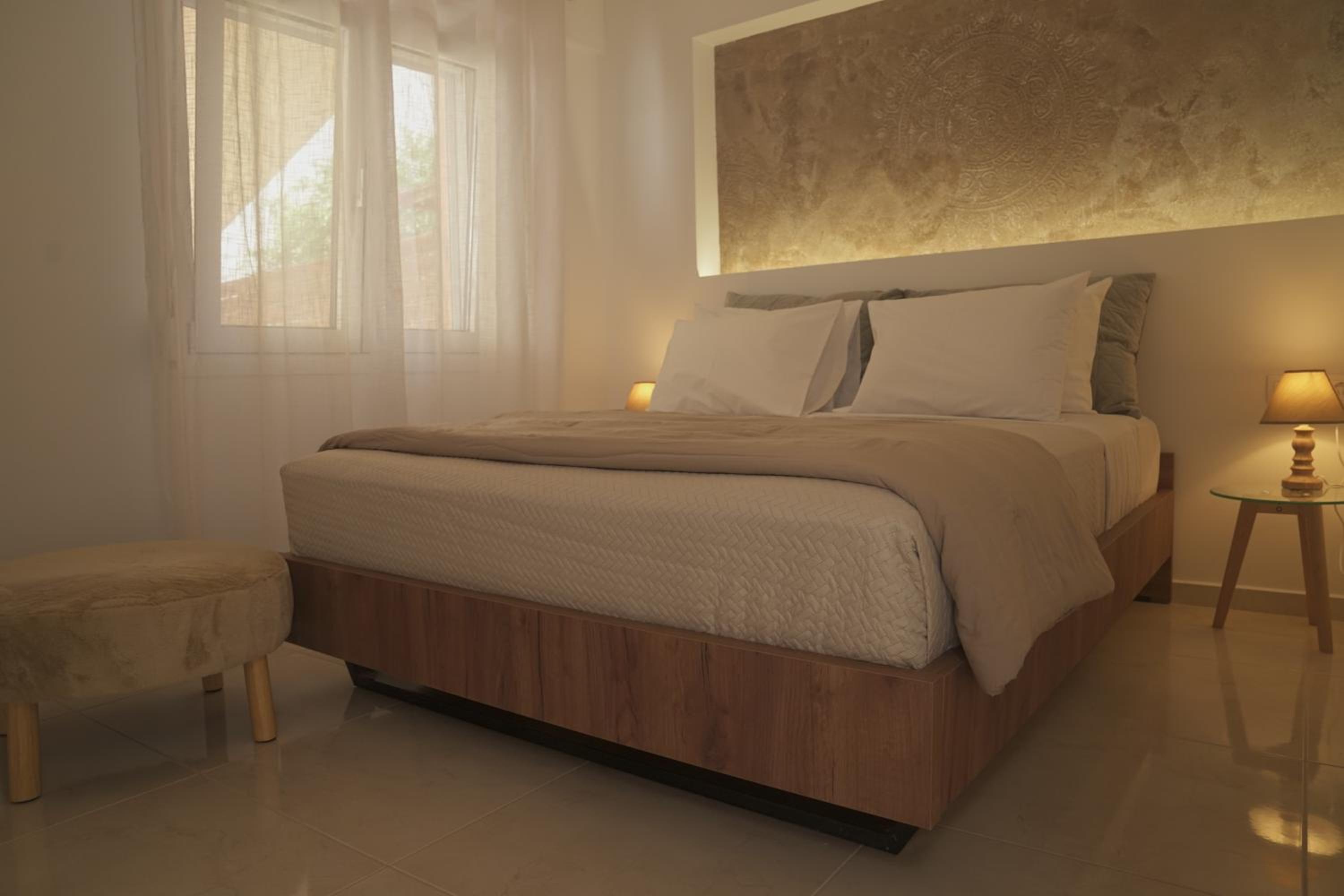Deluxe One-Bedroom Apartment with Garden View photo 1