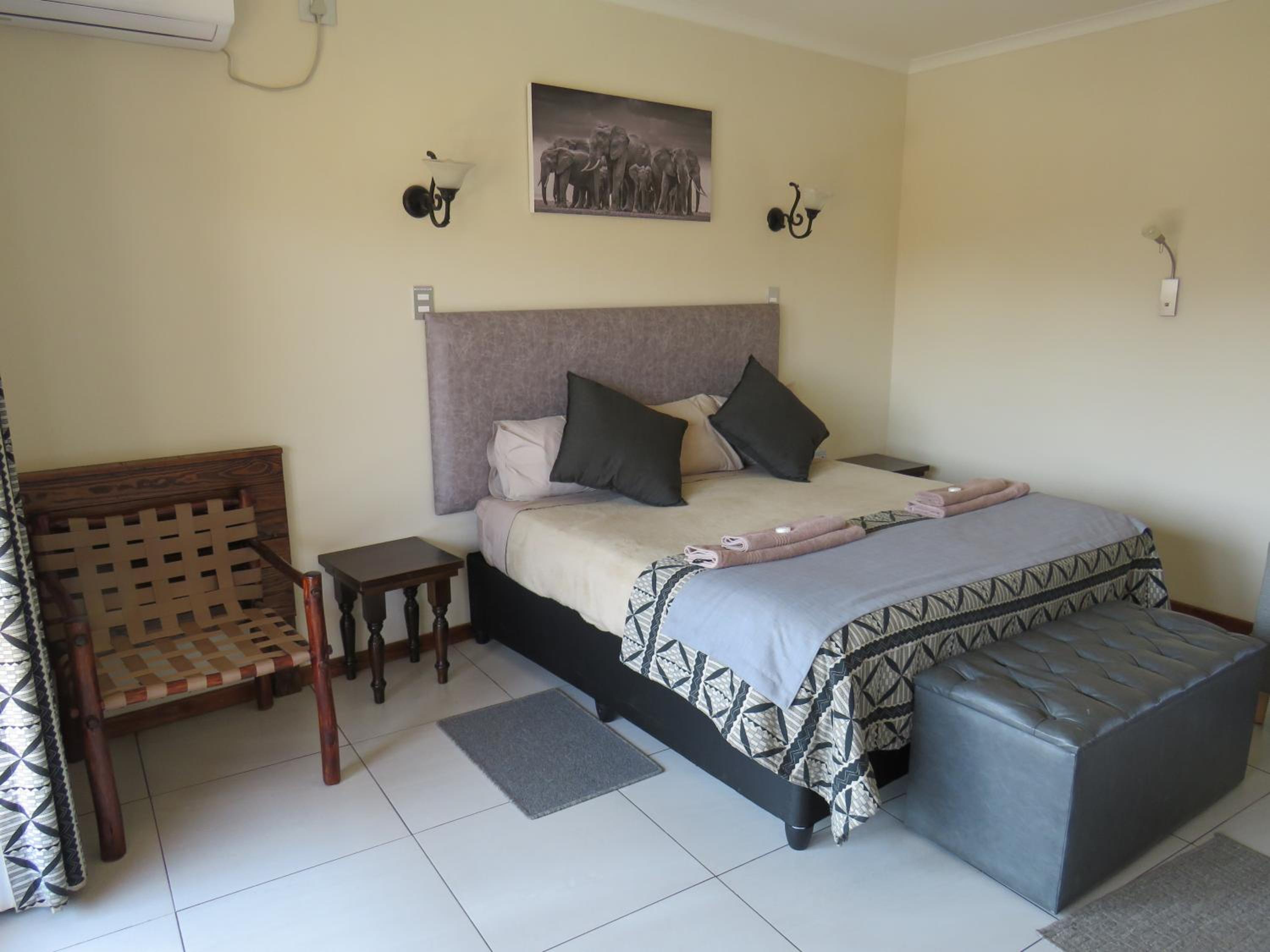 Deluxe Double or Twin Room with River View - Photo 1