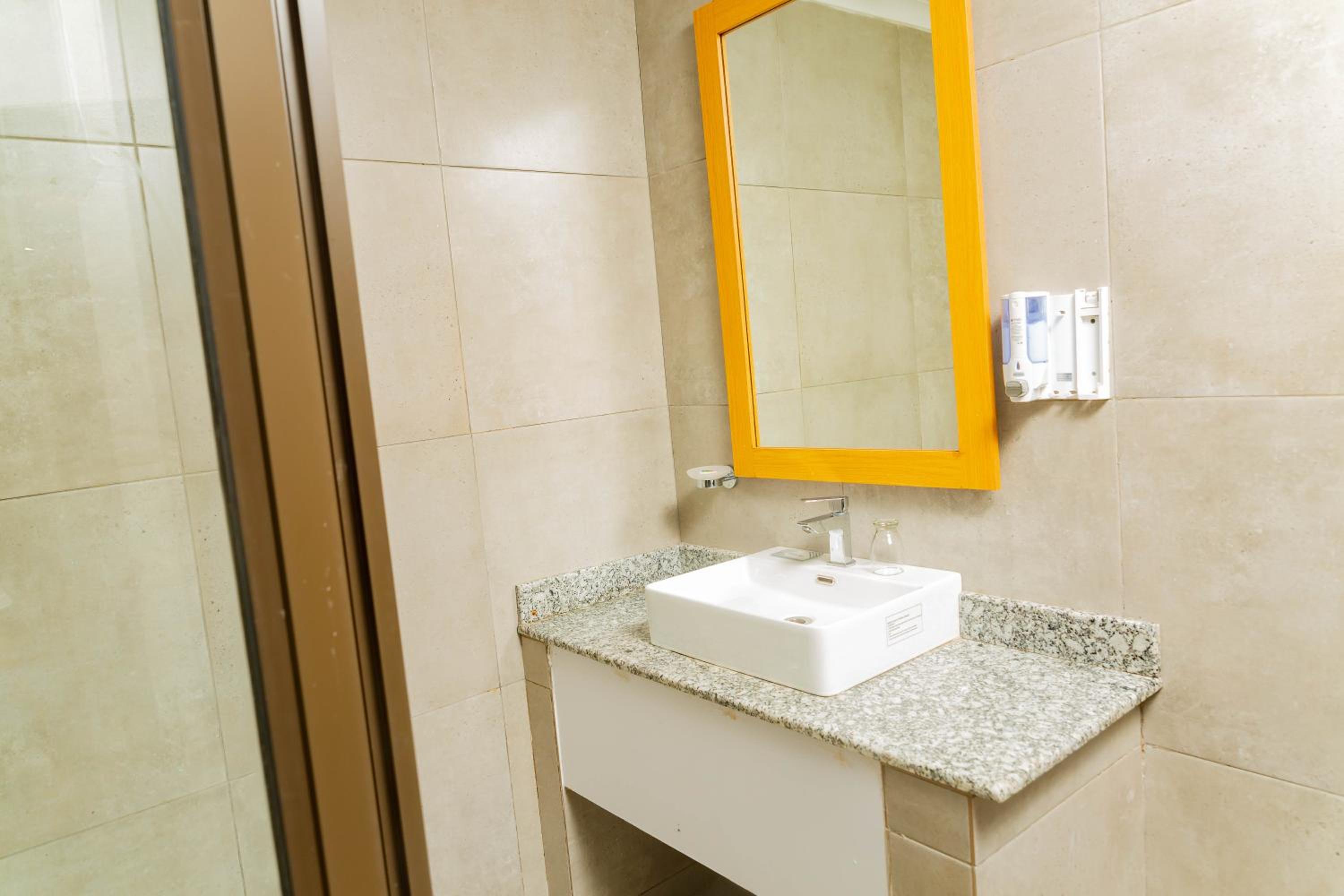 Double Room - Photo 4