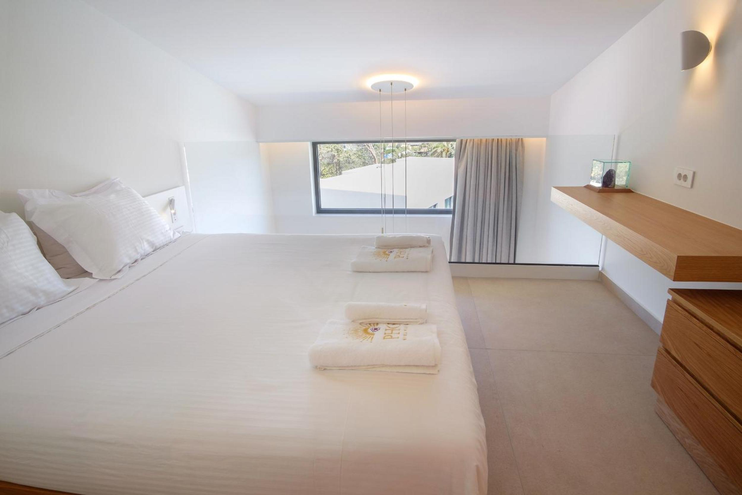 Suite split level