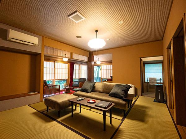 Suite with Spa Bath