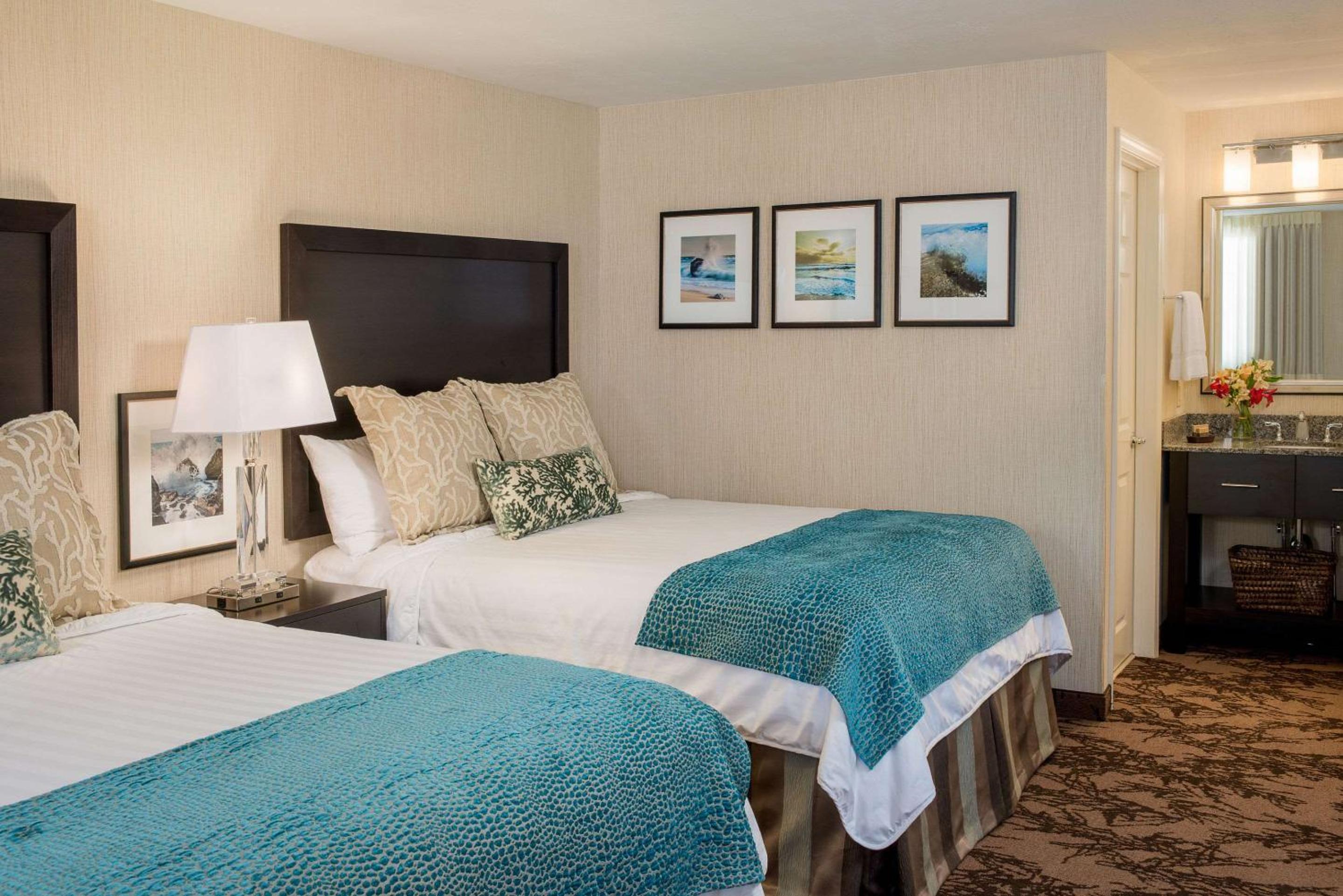 Queen Room with Two Queen Beds - Non-Smoking