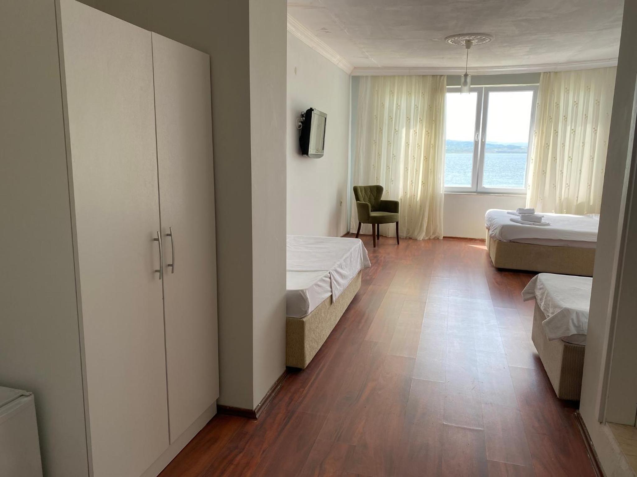 Quadruple Room with Sea View photo 3