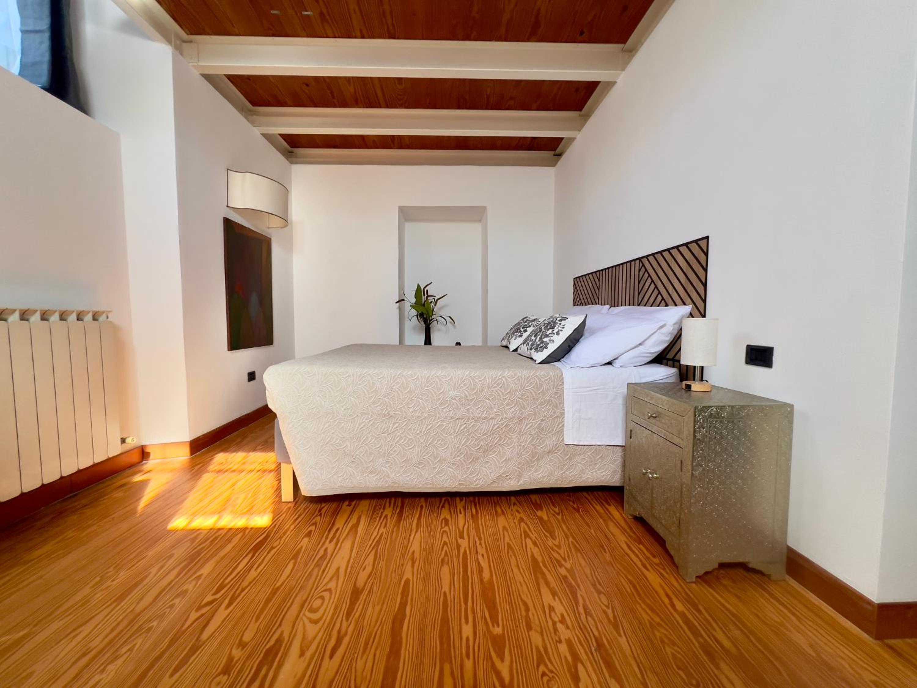 One-Bedroom Standard Apartment photo 3