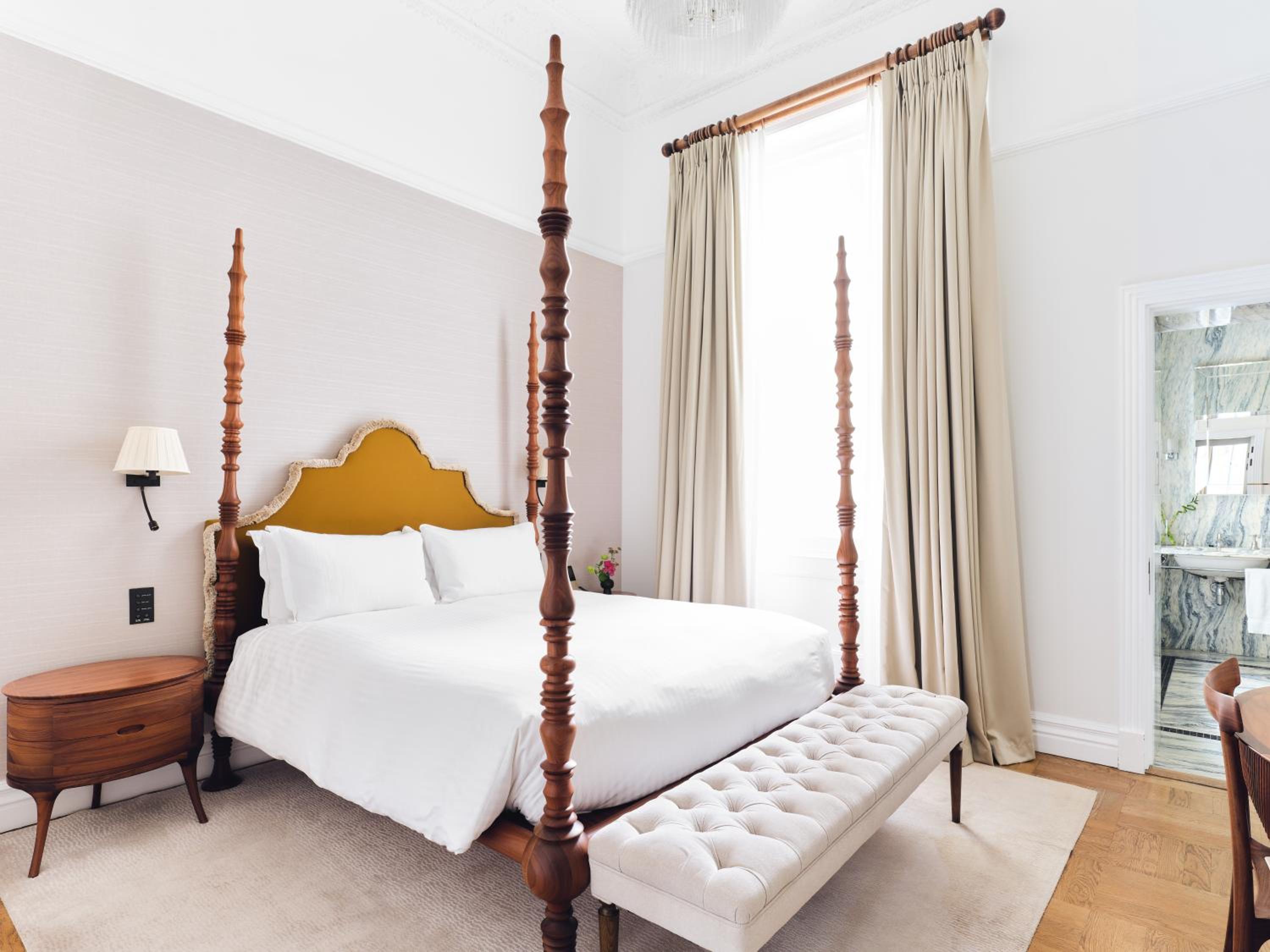 Signature Suite photo 2
