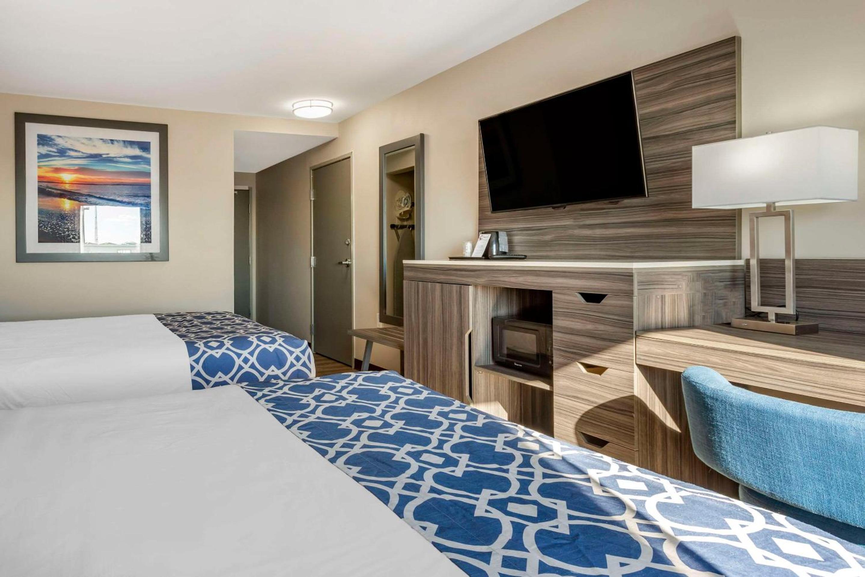Room with Two Double Beds - Non-Smoking - Photo 6